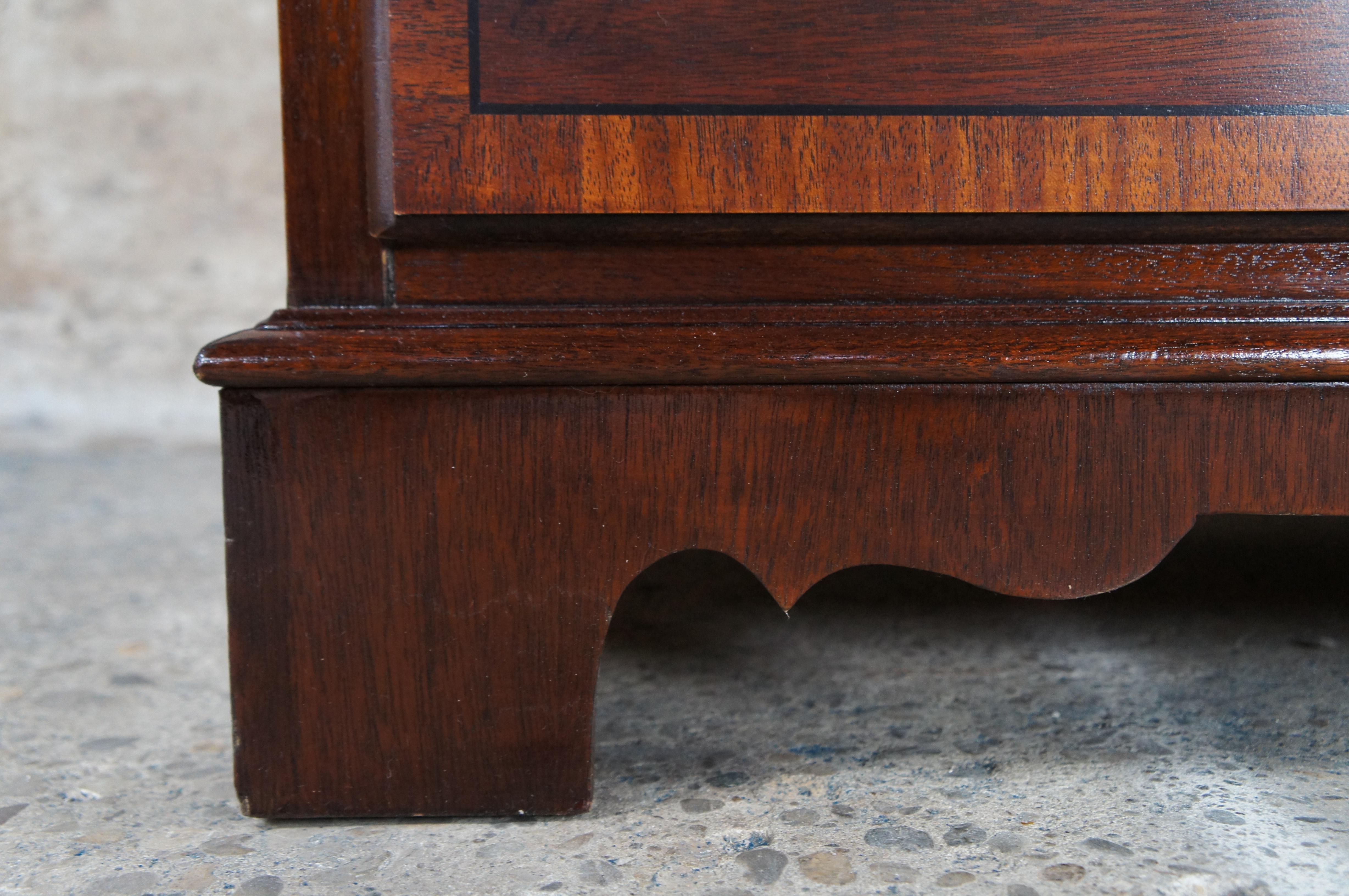 Stanley Stoneleigh Chippendale Style Mahogany Tallboy Dresser Chest of Drawers 2