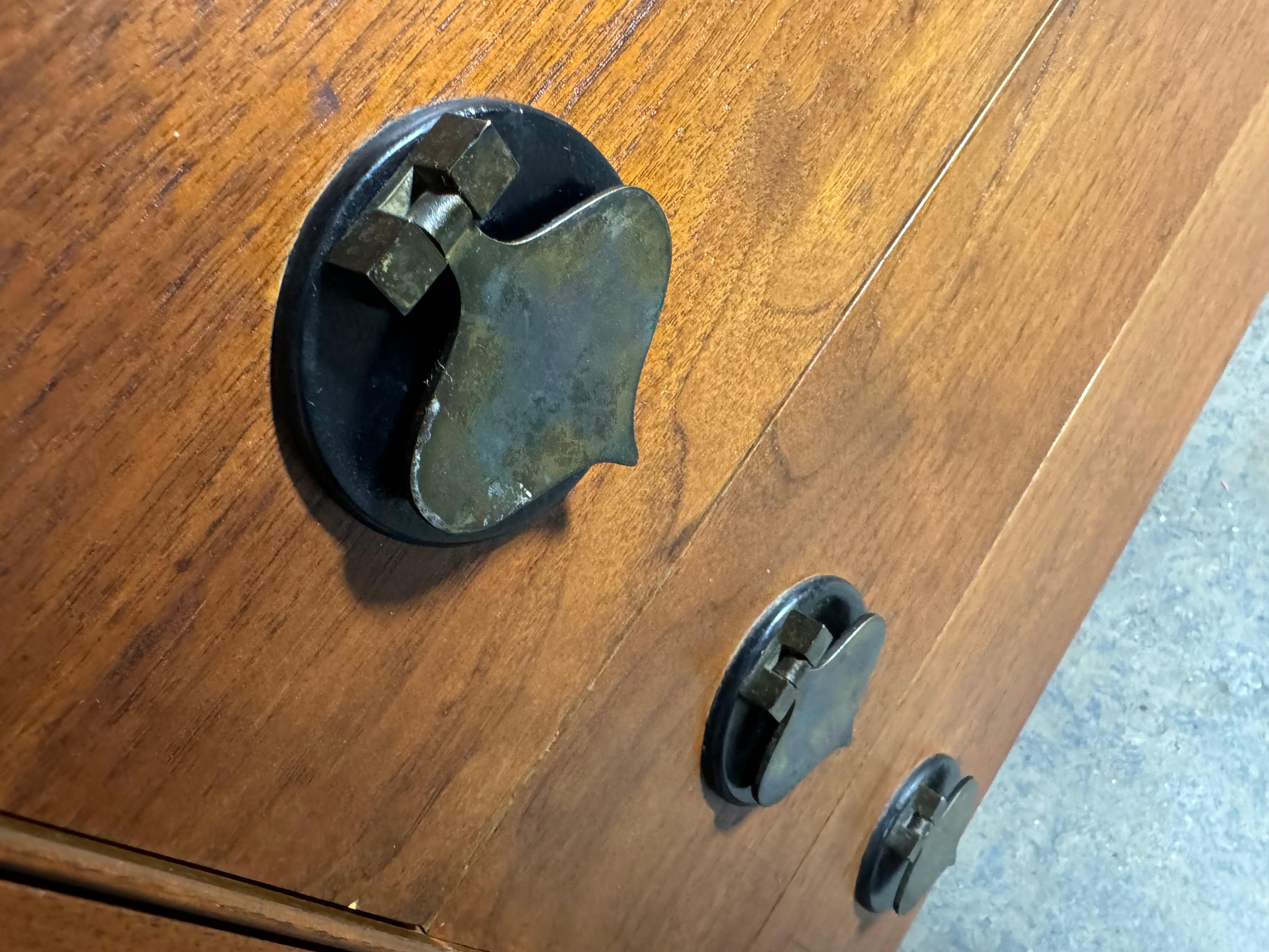Américain STANLEY WALNUT & Iron Hutch / DIVIDER / WALL UNIT Bêche HAND  Tirettes en vente