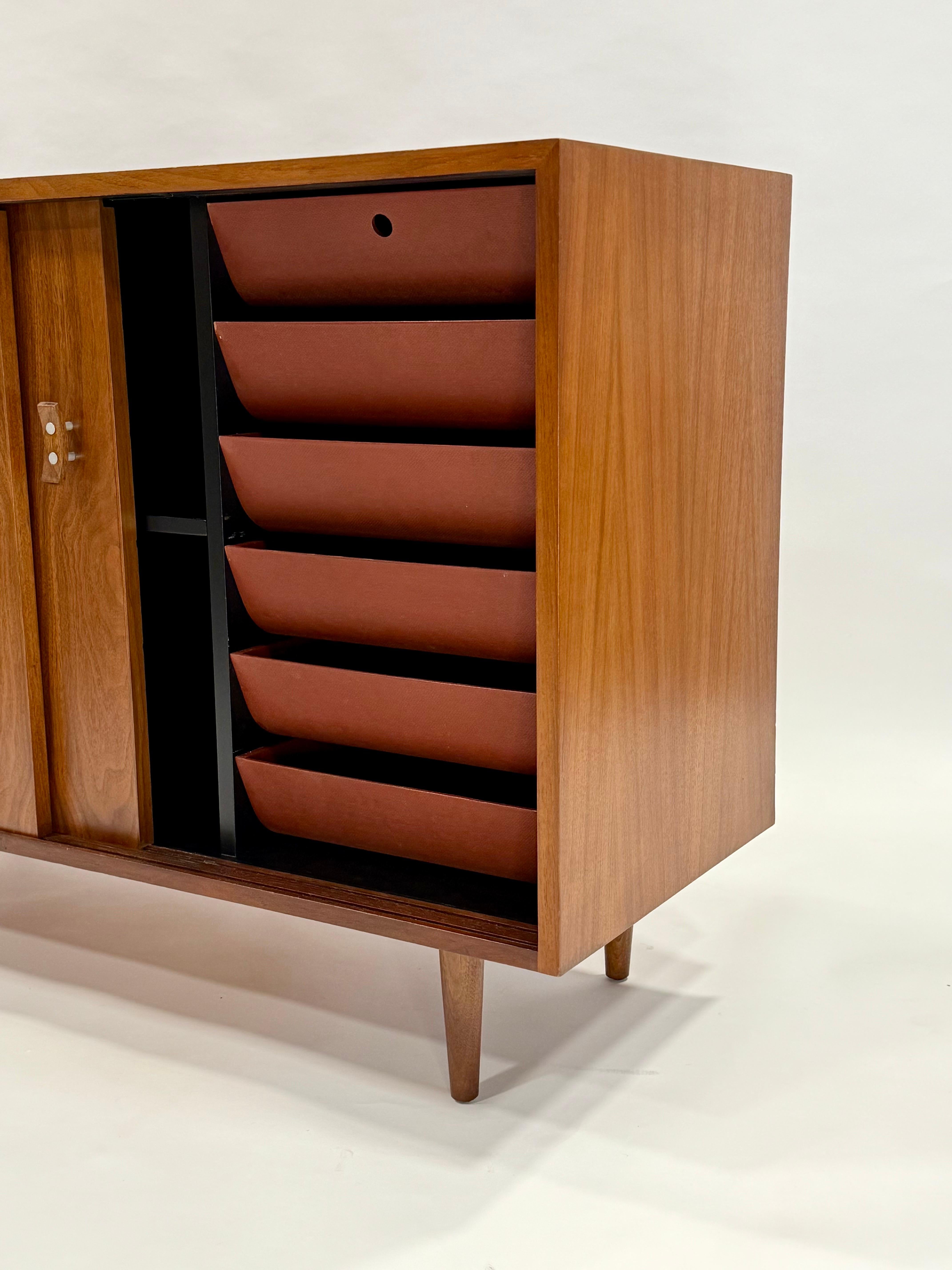 Stanley Young Kabinett für Glenn of California um 1950 im Angebot 5