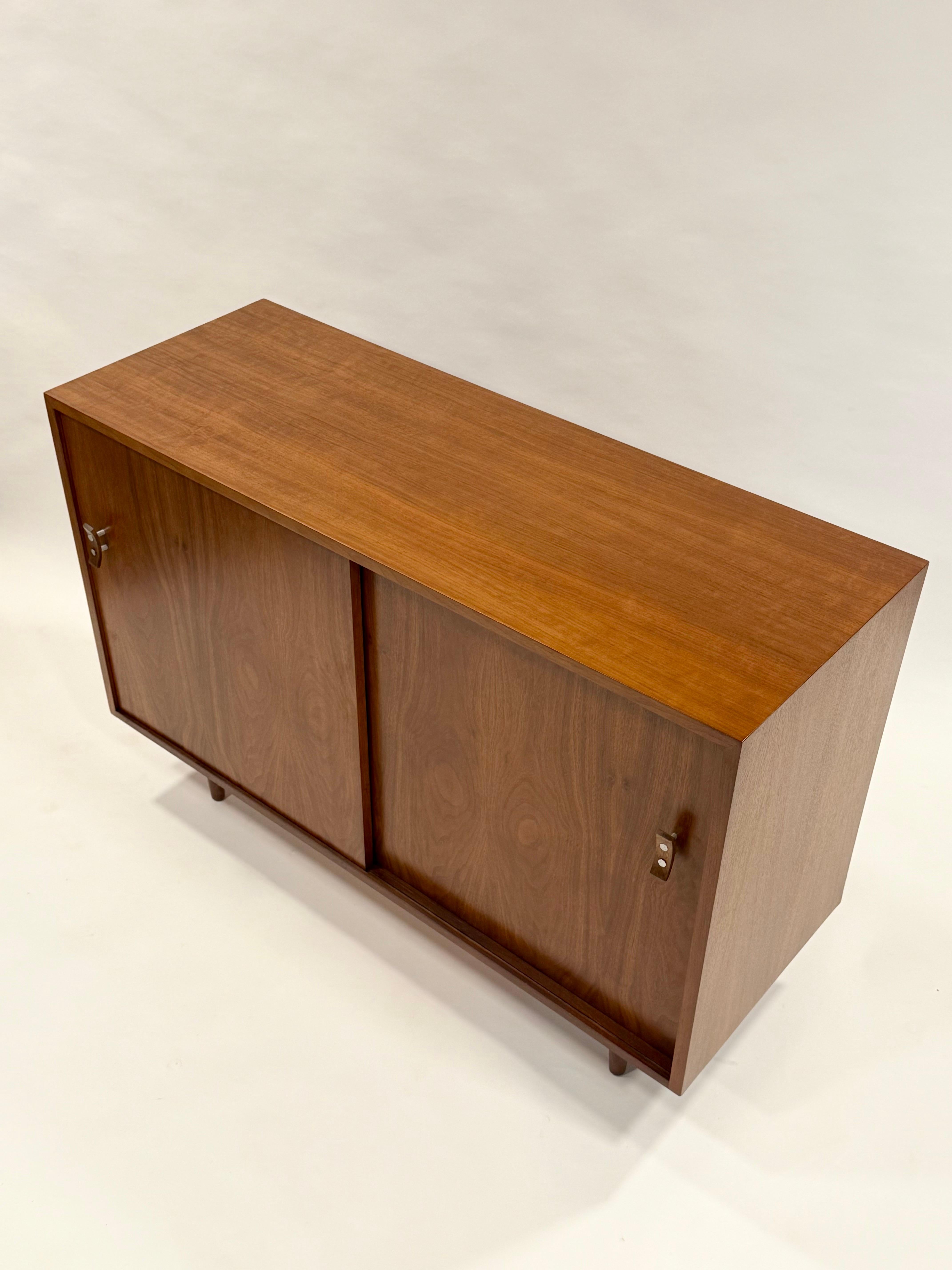 Stanley Young Kabinett für Glenn of California um 1950 (amerikanisch) im Angebot