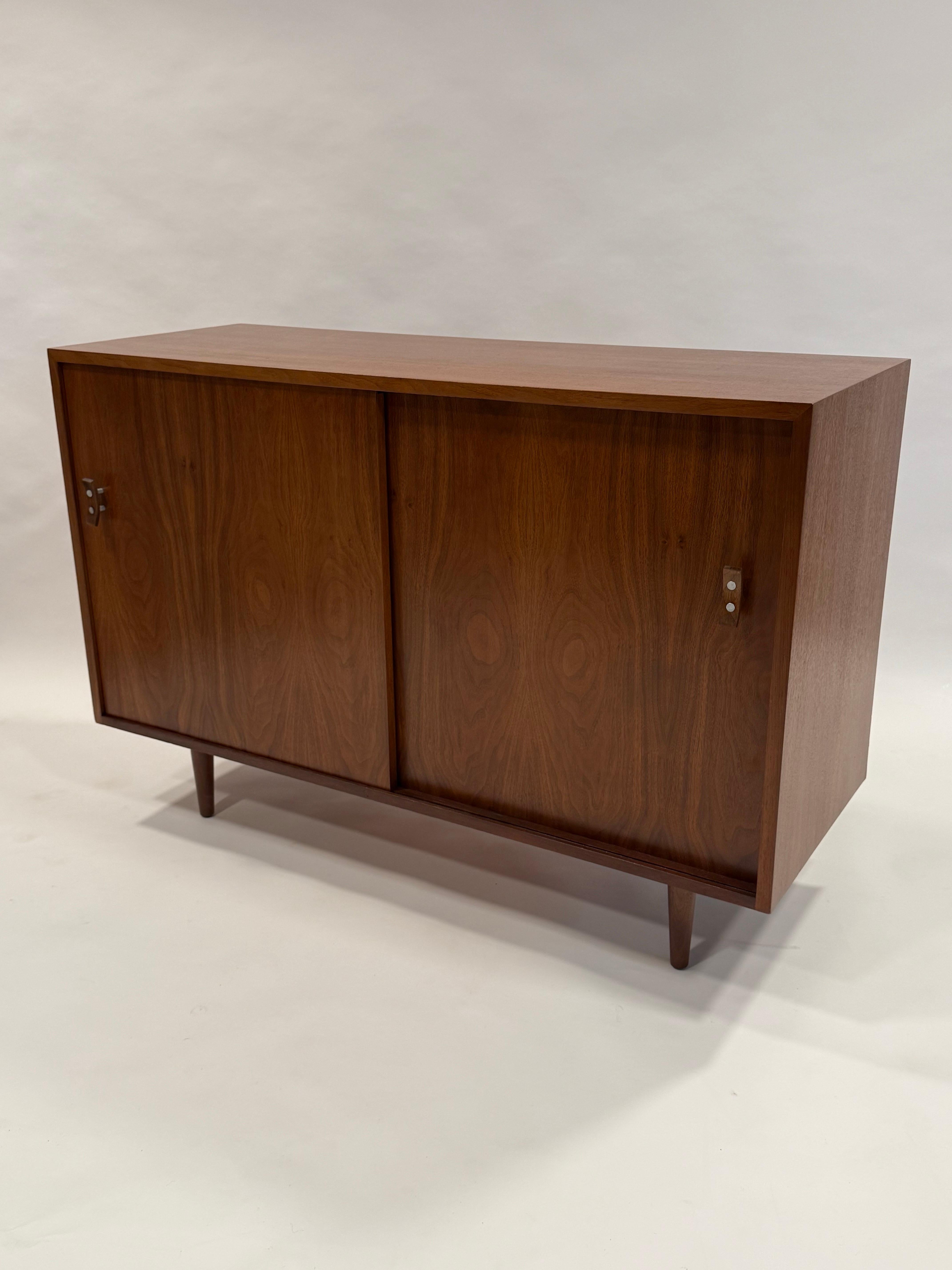 Stanley Young Kabinett für Glenn of California um 1950 (Mitte des 20. Jahrhunderts) im Angebot