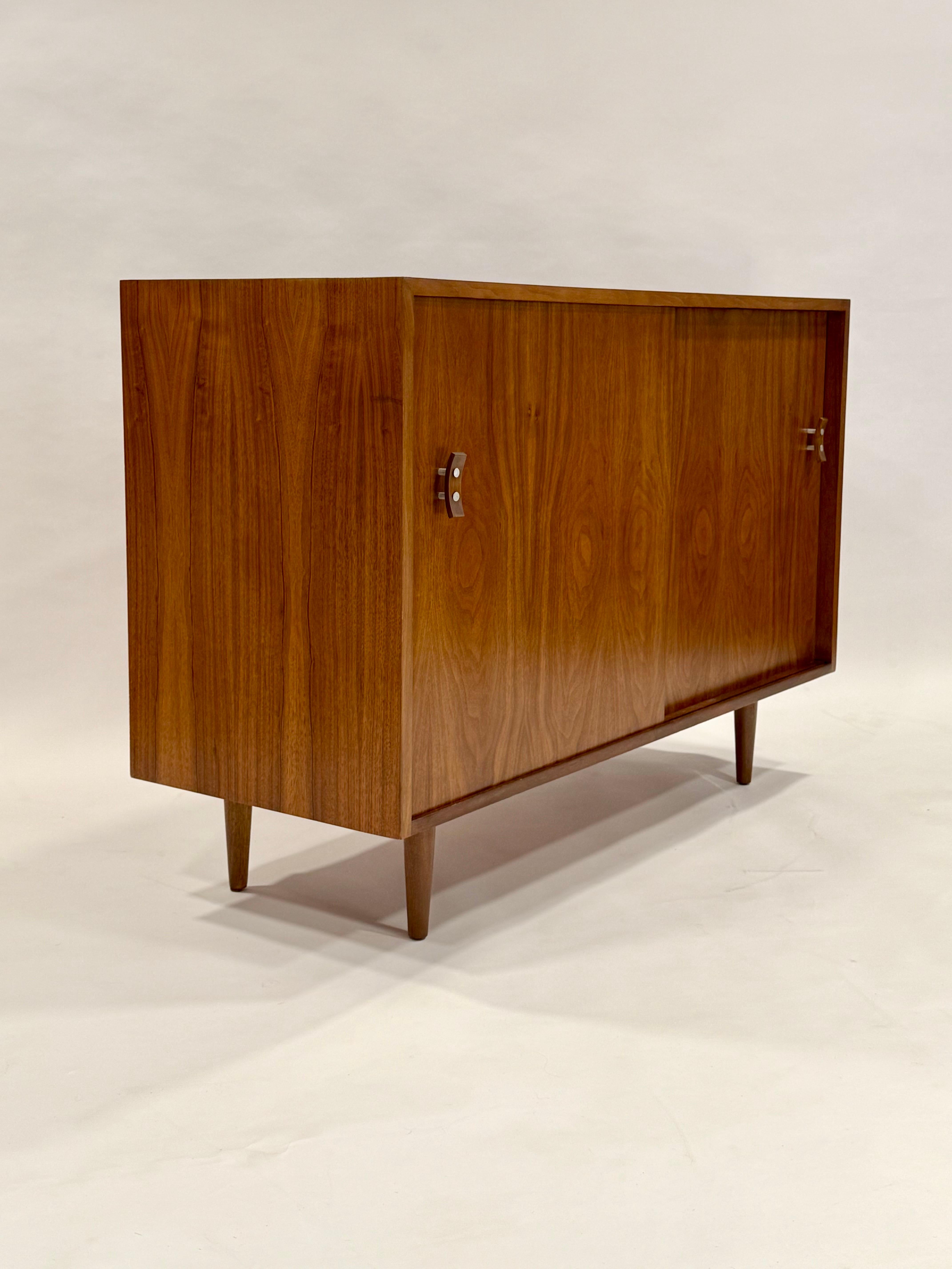 Stanley Young Kabinett für Glenn of California um 1950 (Aluminium) im Angebot