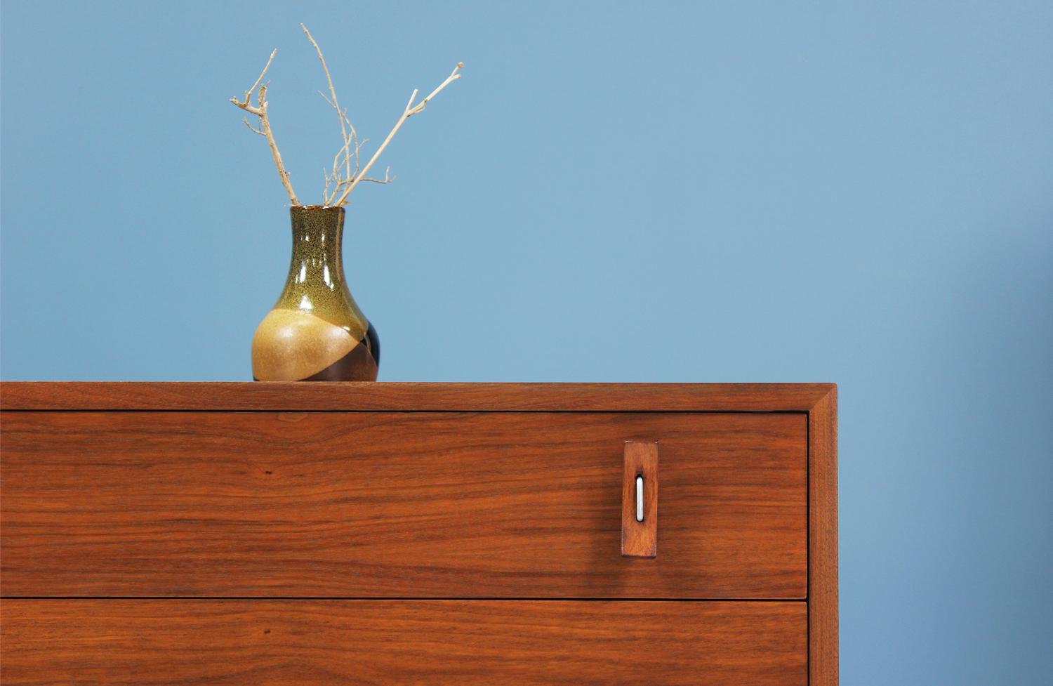 stanley young america dresser
