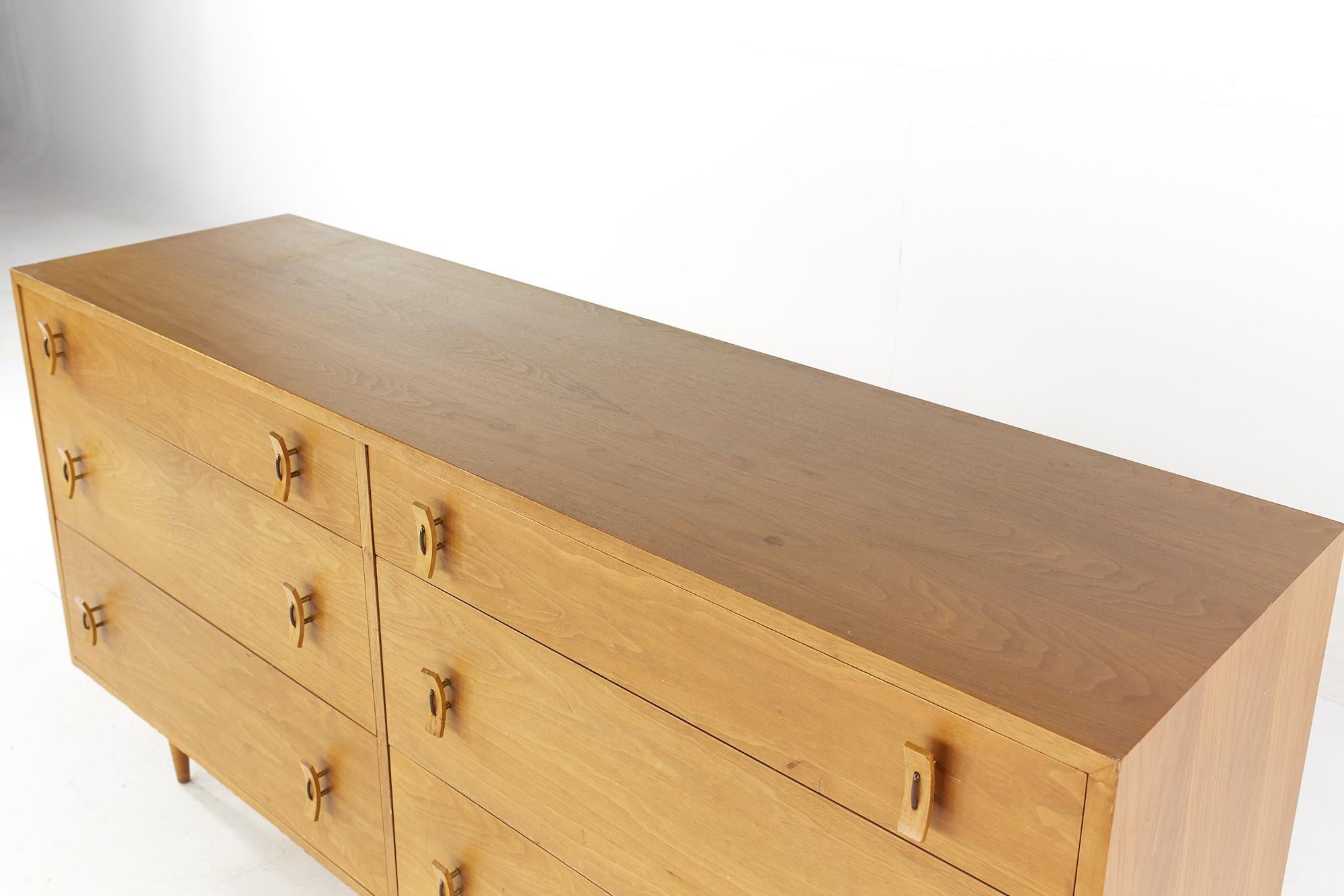 Late 20th Century Stanley Young for Glenn of California Mid Century 6 Drawer Lowboy Dresser