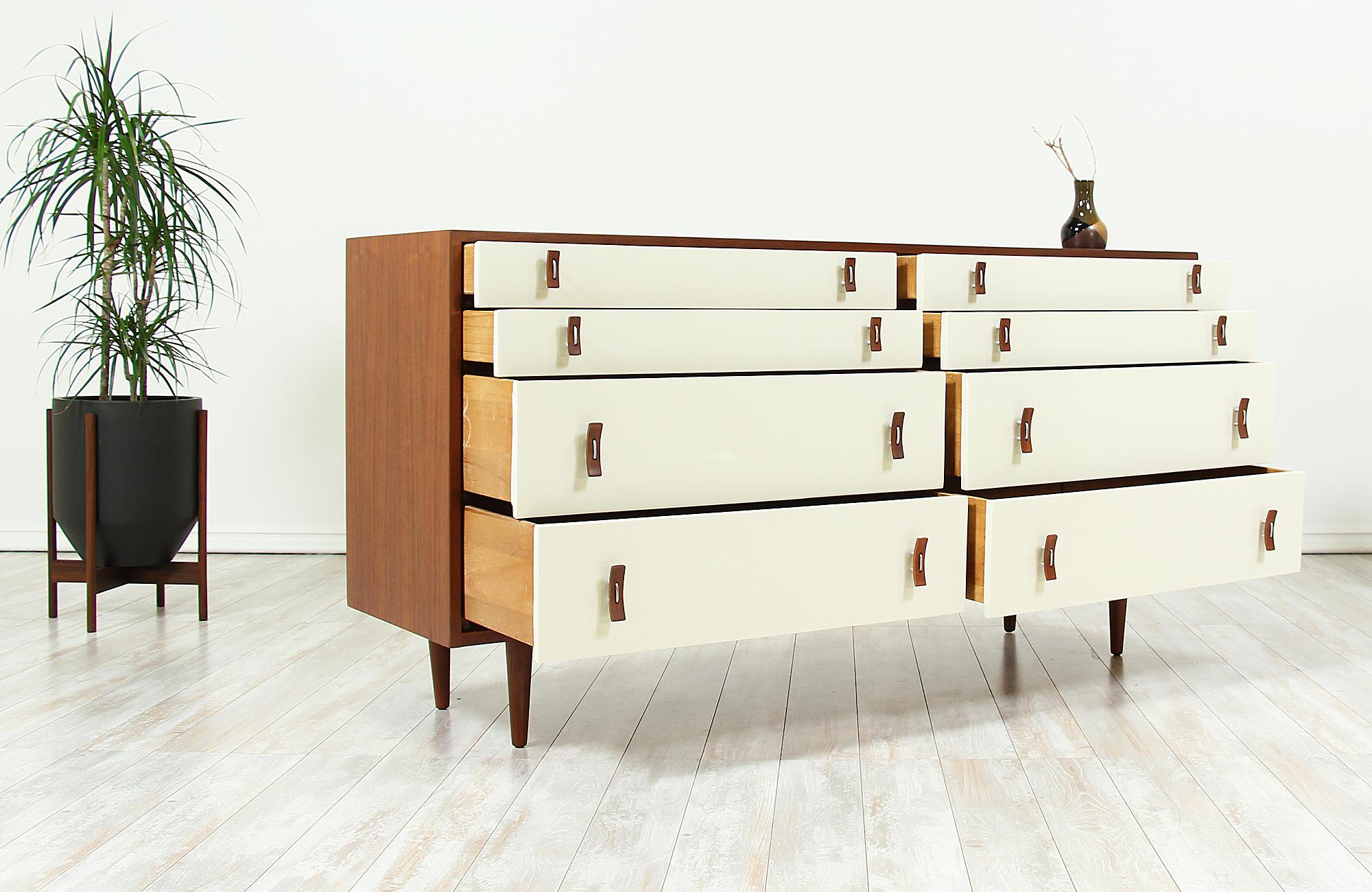 Mid-Century Modern Stanley Young Two-Tone Lacquered and Walnut Dresser for Glenn of California