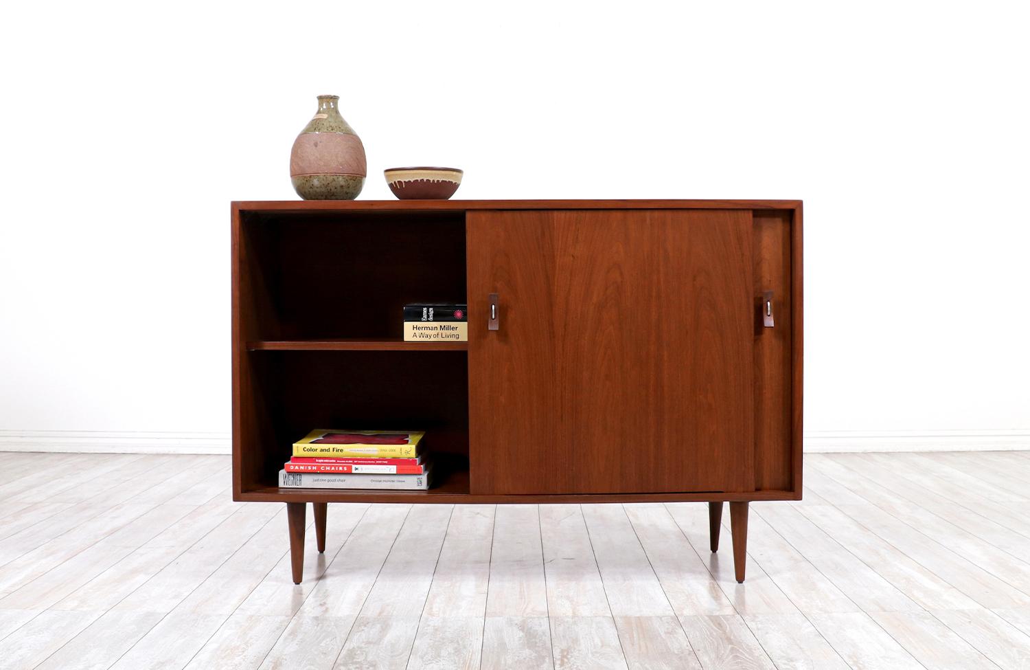 American Stanley Young Walnut Credenza with Lacquered Drawers for Glenn of California