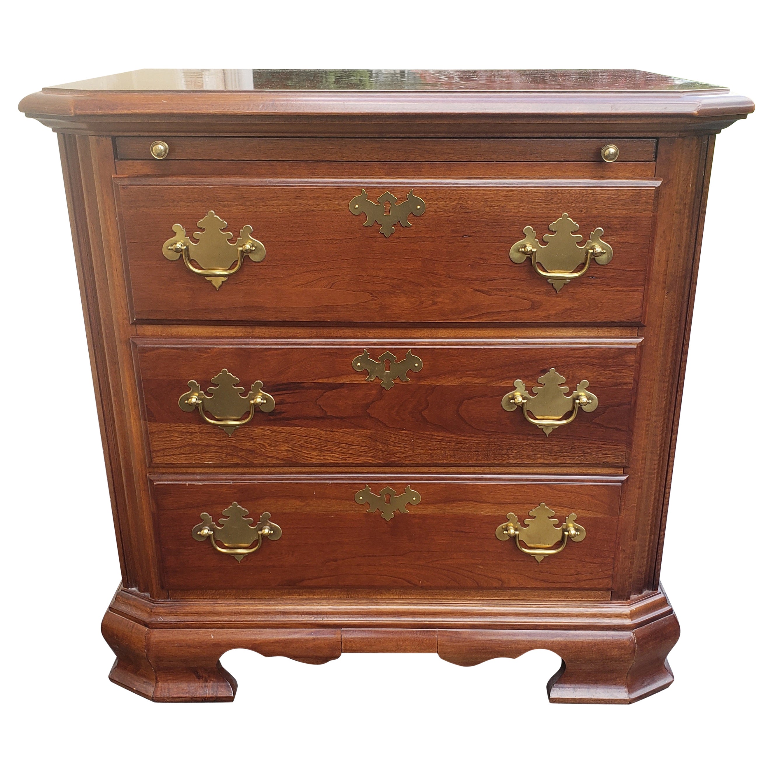 Stanley's 1980 American Craftman Collection Bed Side Tables w/ Pull out Tray