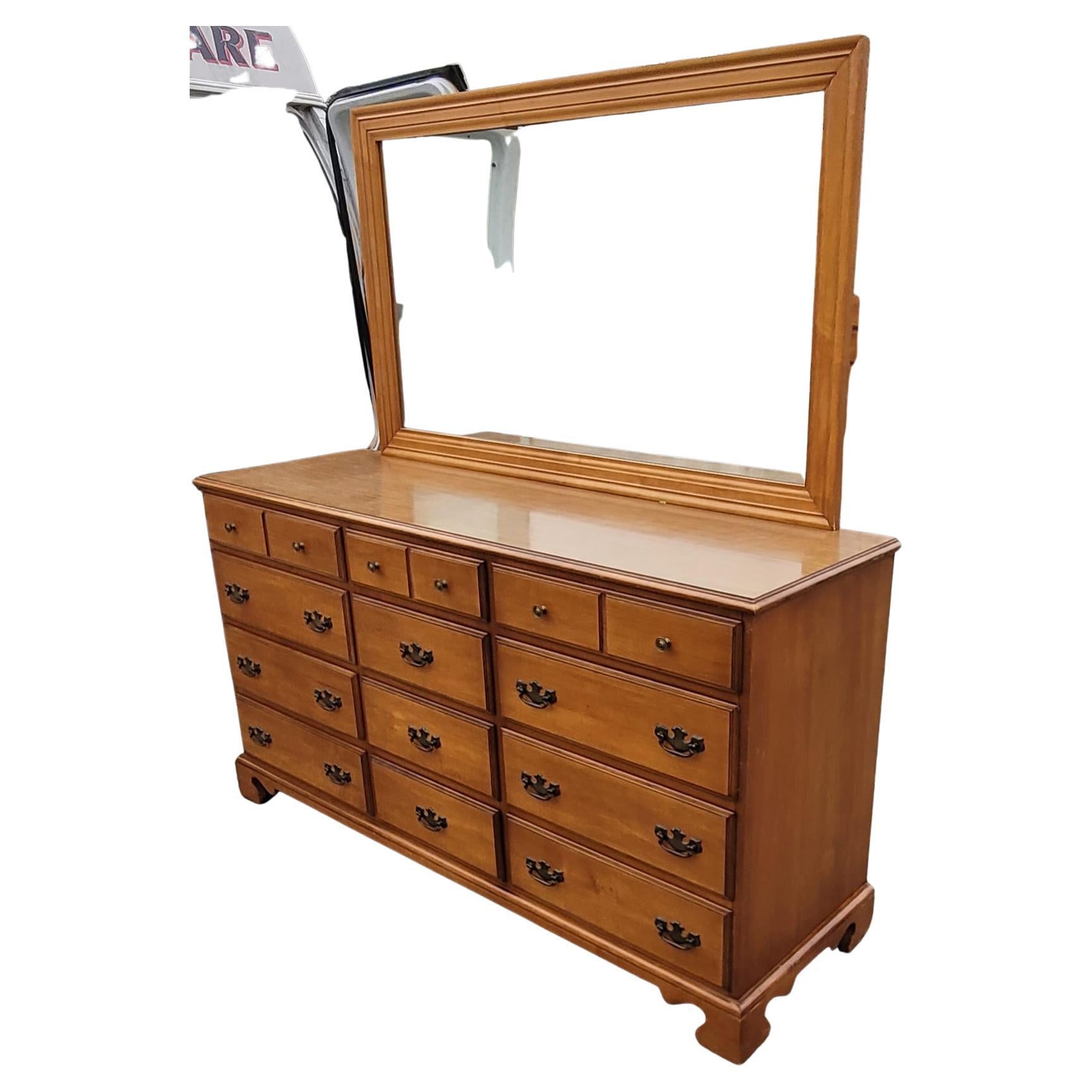 Brass Stanley's Distinctive Furniture Collection 12-Drawer Maple Dresser Mirror For Sale