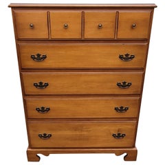 Stanley's Distinctive Furniture Collection 5-Drawer Maple Chest of Drawers