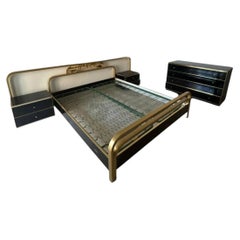 Elegant bedroom complete sculpture with engraved brass signature 20th century.