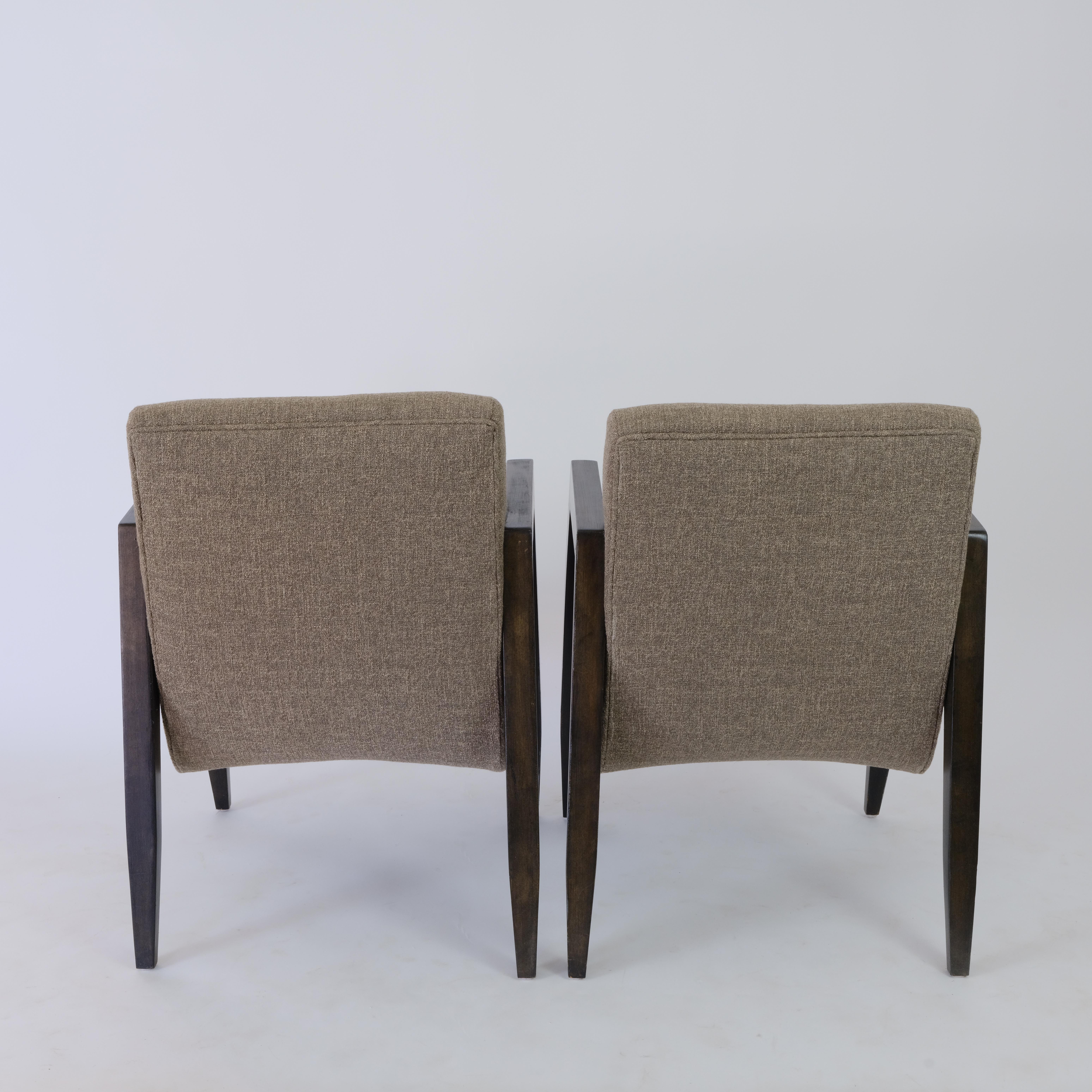 Mordenzato Sedie con gambe a graffetta Mid Century Modern in vendita