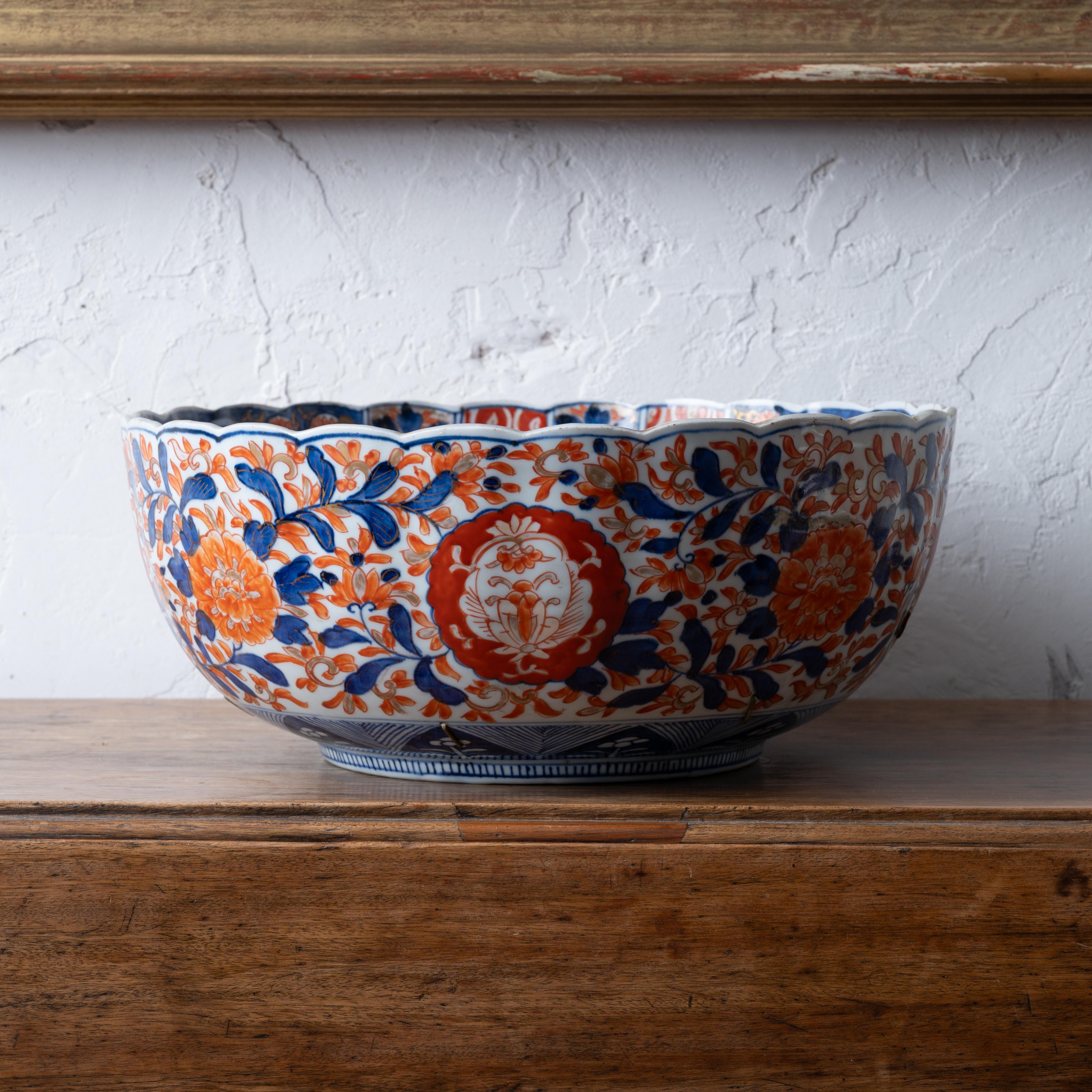 Stapled Japanese Imari Punch Bowl, c.1880s For Sale 1