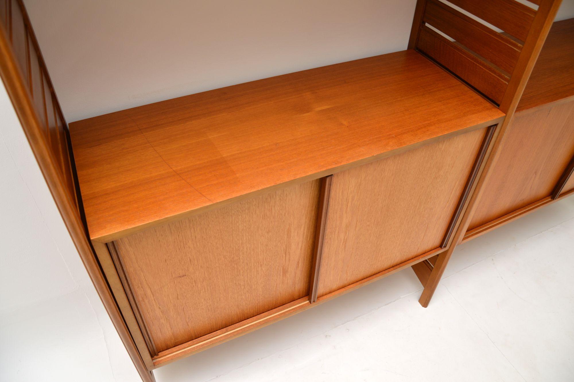 Staples Ladderax Bookcase / Cabinet in Teak Vintage, 1960’s In Good Condition In London, GB