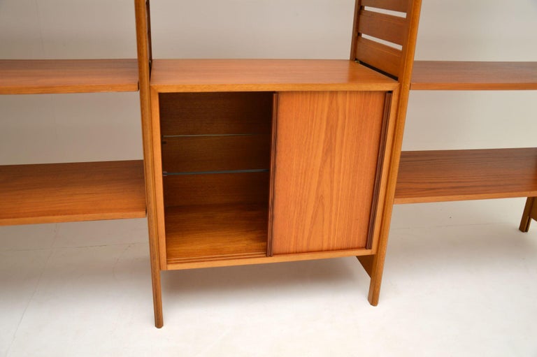 Staples Ladderax Vintage Bookcase / / Room Divider in Teak at