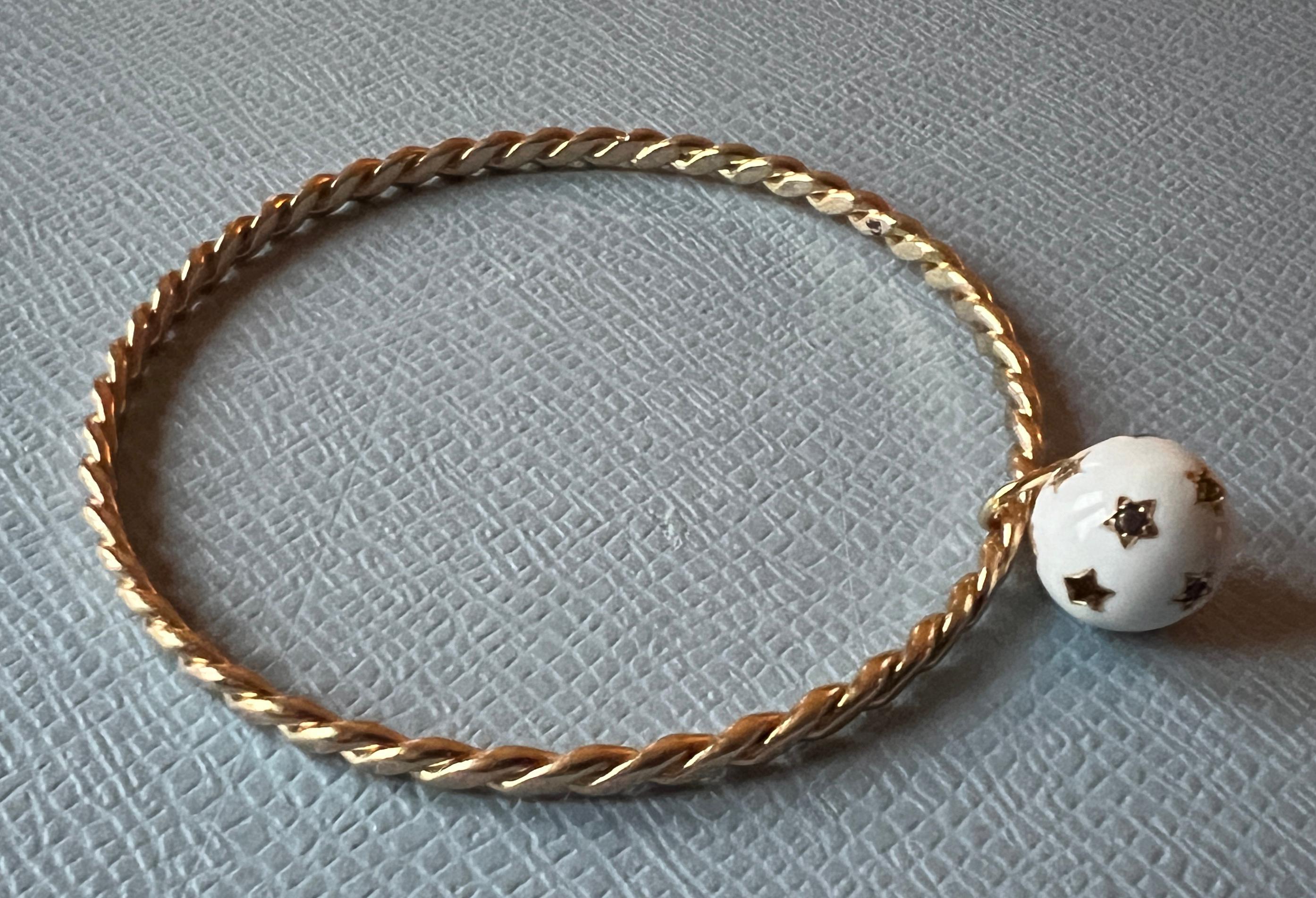 Bracciale a forma di stella con diamante e smalto rosso in stile vittoriano in vendita 2