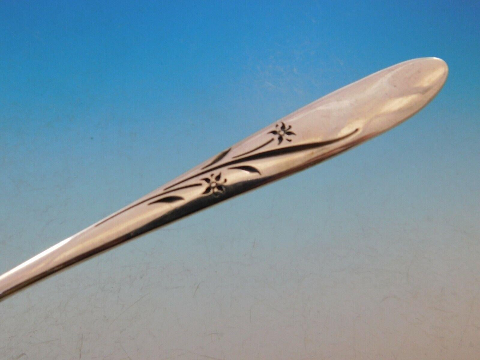 20ième siècle Ensemble de couverts en argent sterling pour 12 personnes 64 pièces Star Blossom par Alvin en vente