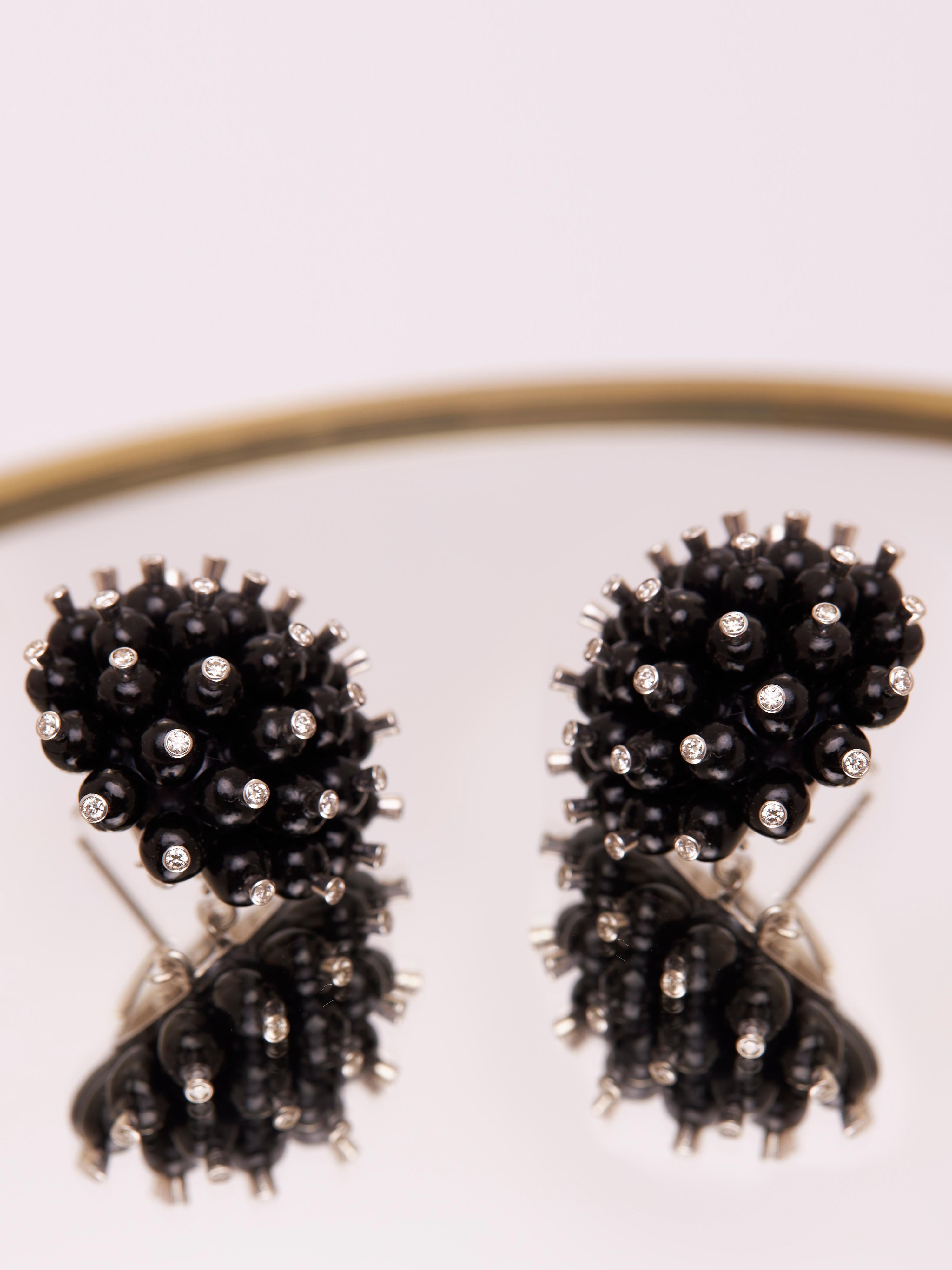 Contemporaneo Orecchini Star Burst in oro 18kt, onice nero e diamanti in vendita