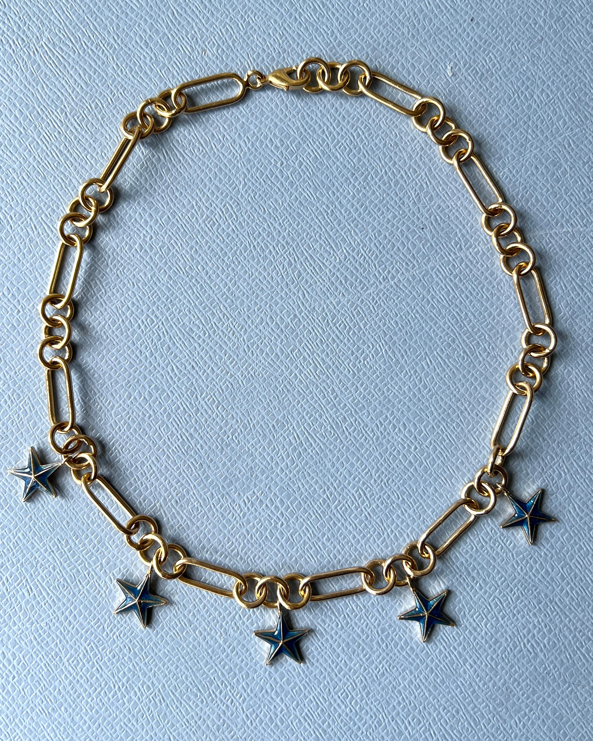 Star Charm Chain Necklace Gold Plated Choker In New Condition For Sale In Los Angeles, CA