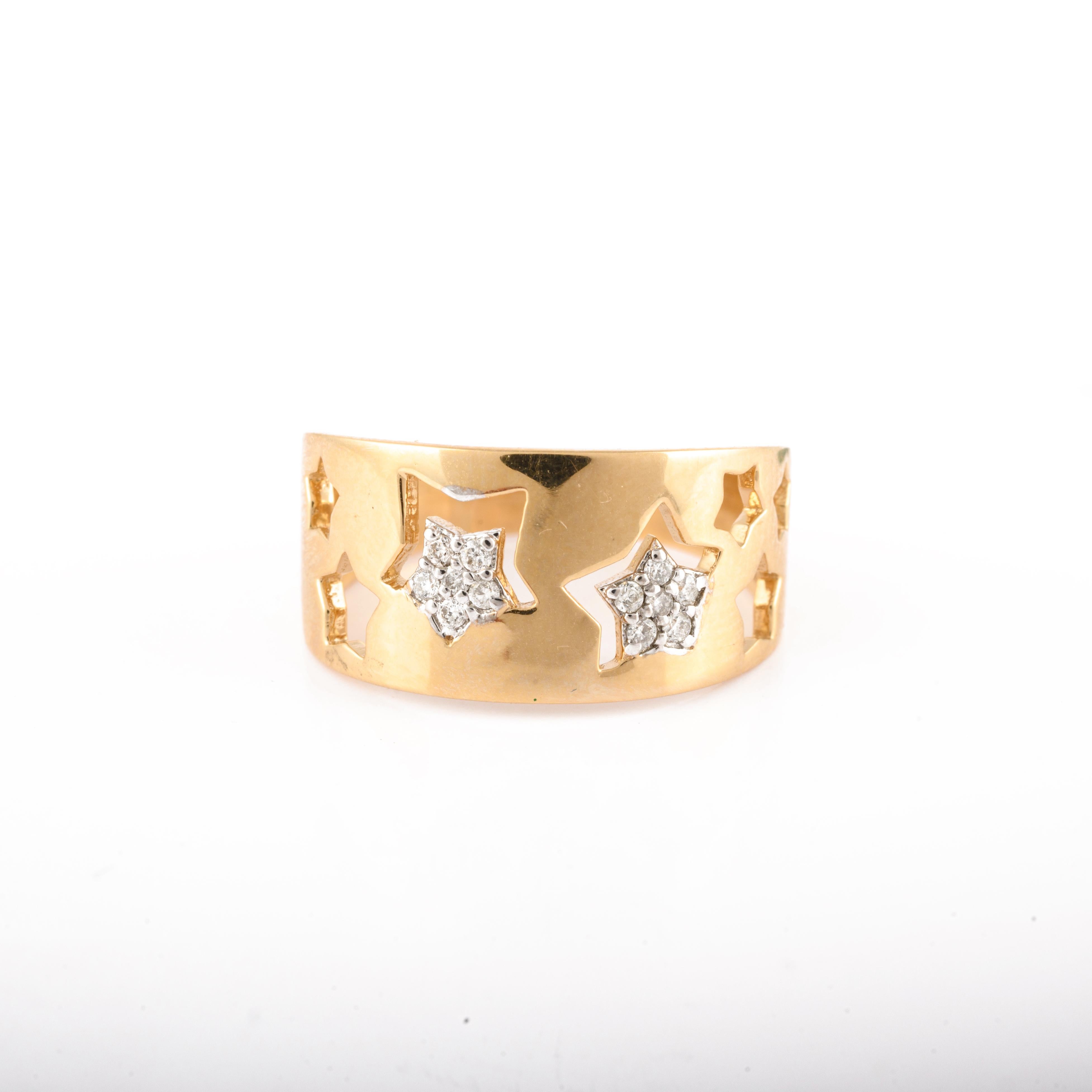 For Sale:  Star Cutout Genuine Diamond Band Ring 18 Karat Solid Yellow Gold Fine Jewelry 2