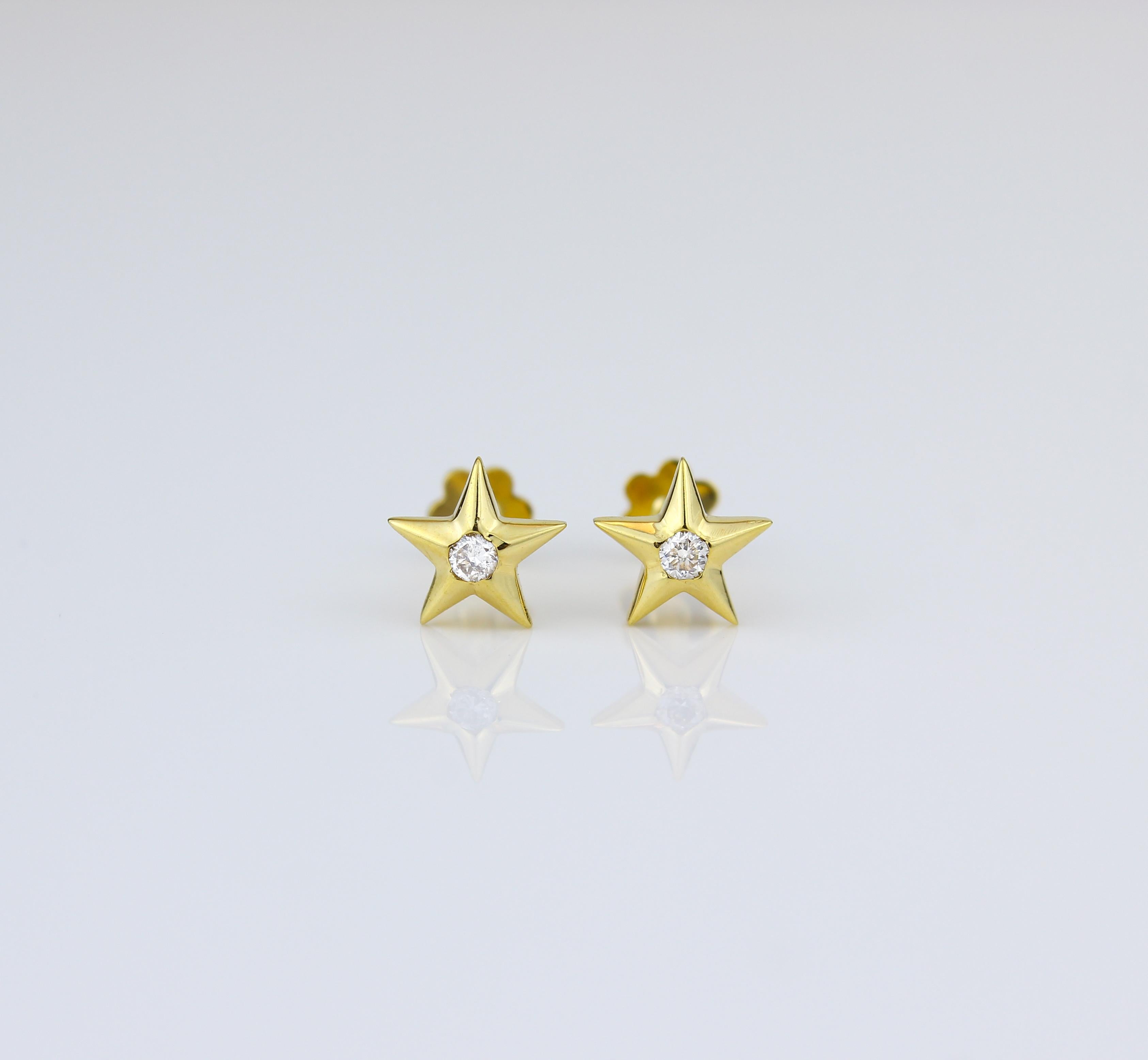 18k solid gold stud earrings