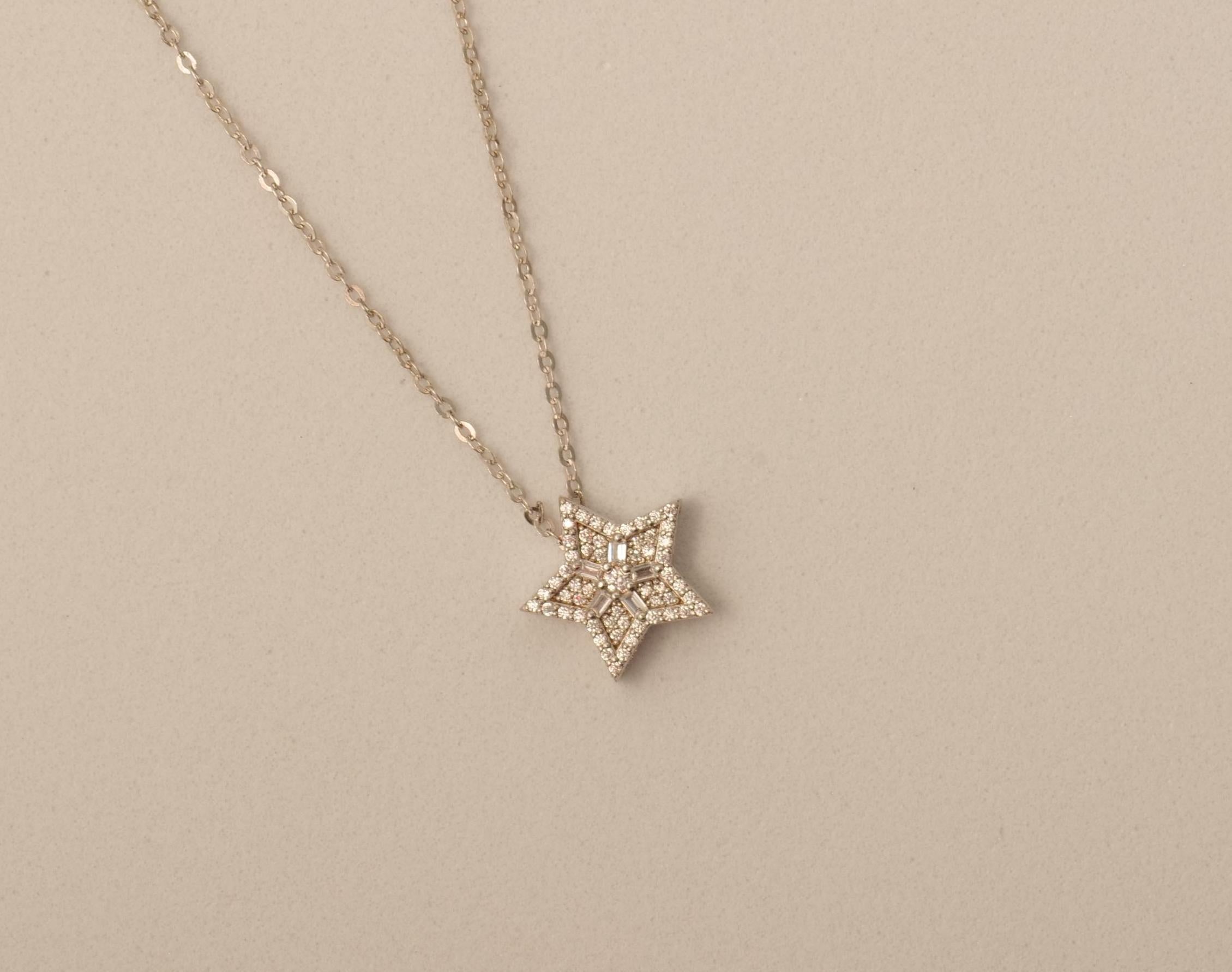 Art déco Pendentif étoile en or massif 14k (certifié) en vente