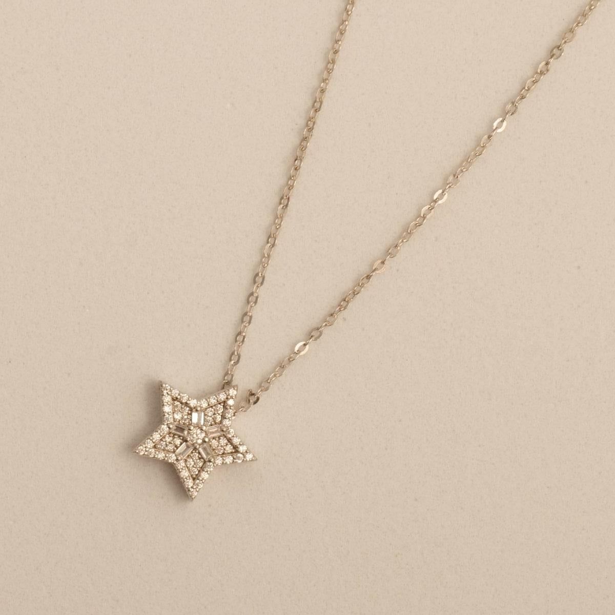 Pendentif étoile en or massif 14k (certifié) en vente 2