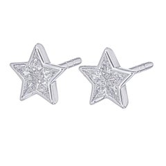 Star Diamond Stud Earrings – A Celestial Touch of Elegance