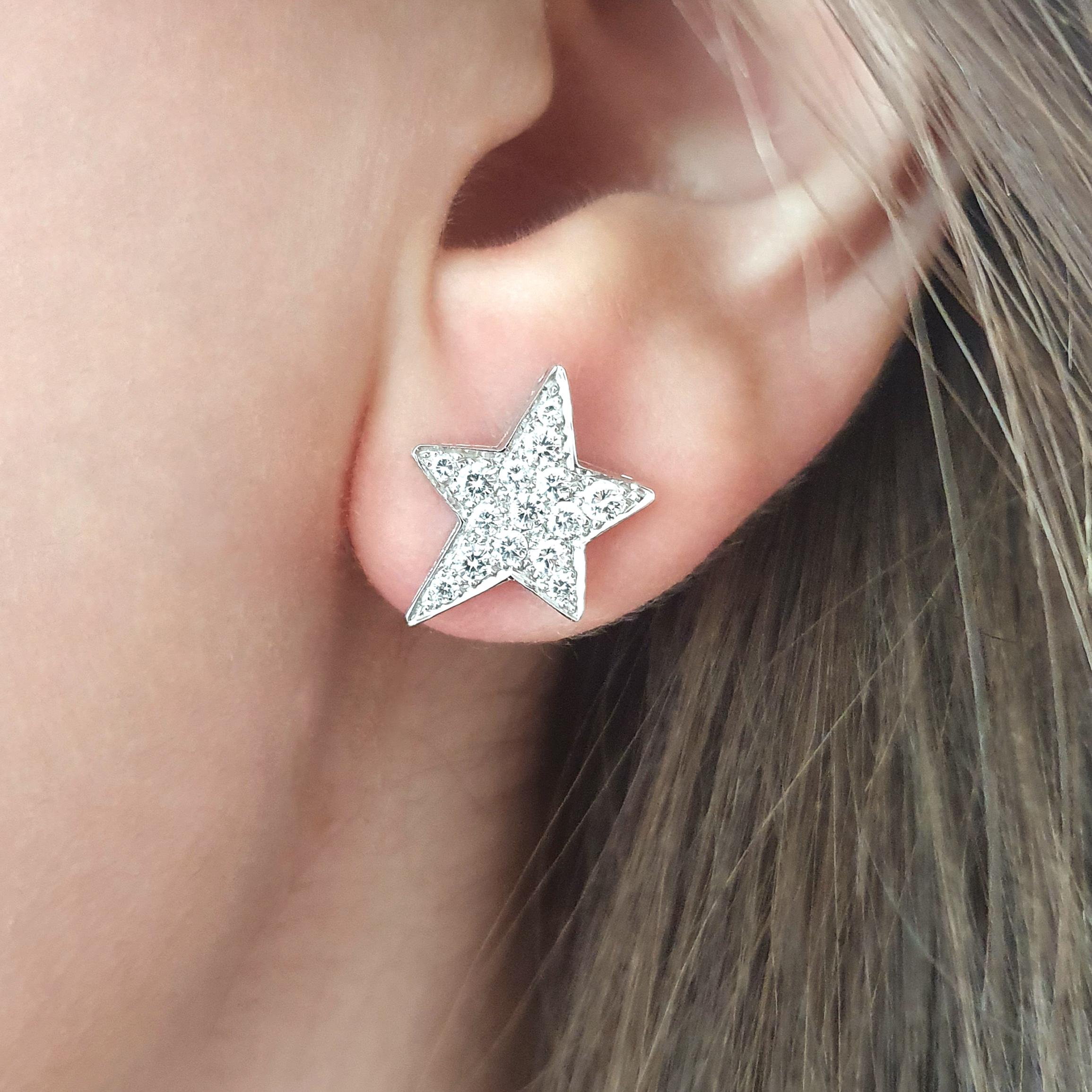 Star Diamond White Gold 18K Earrings For Sale 1