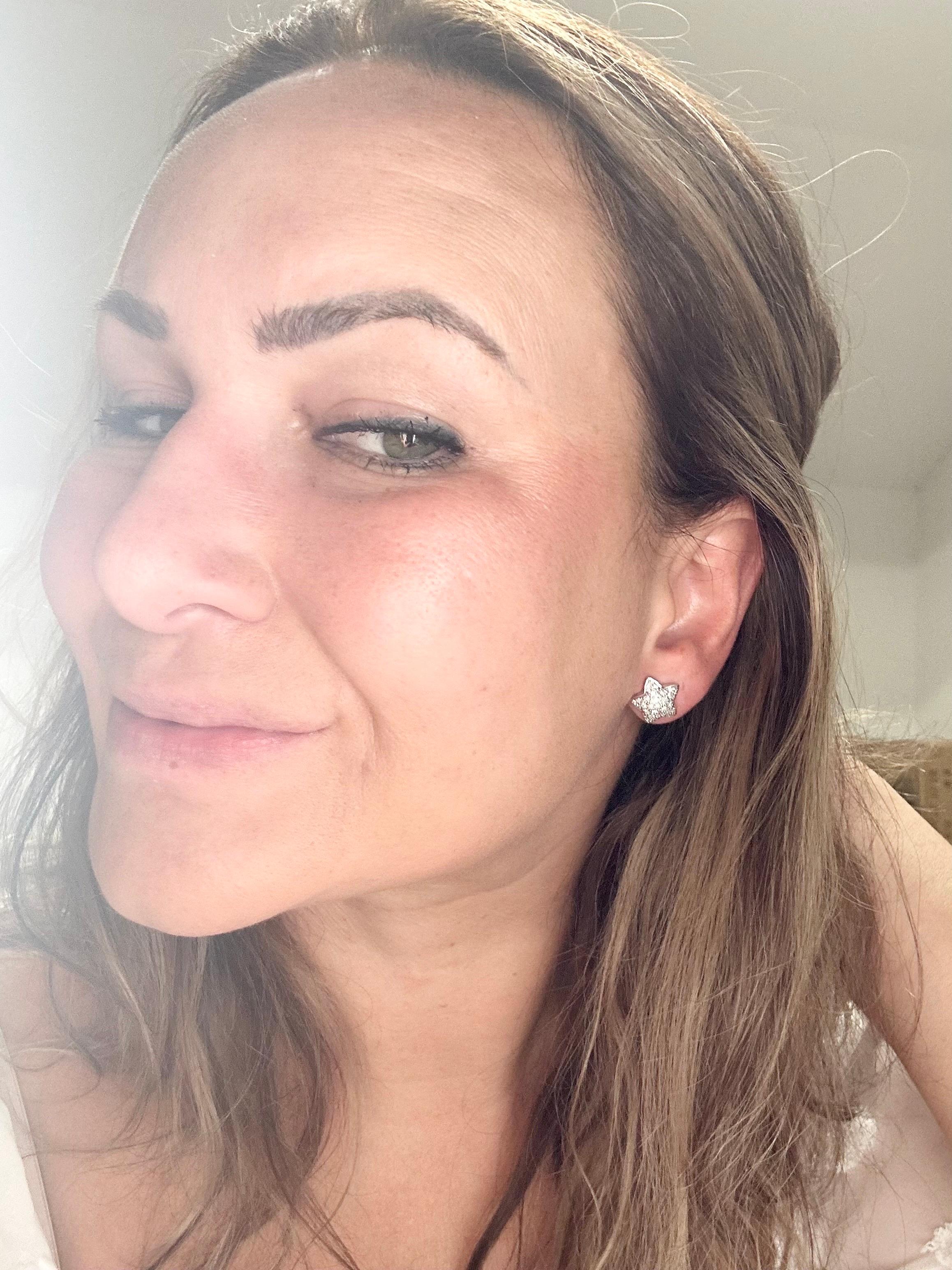 Star earrings studs 18KT diamond star earrings 0.62ct natural diamond earrings  For Sale 1