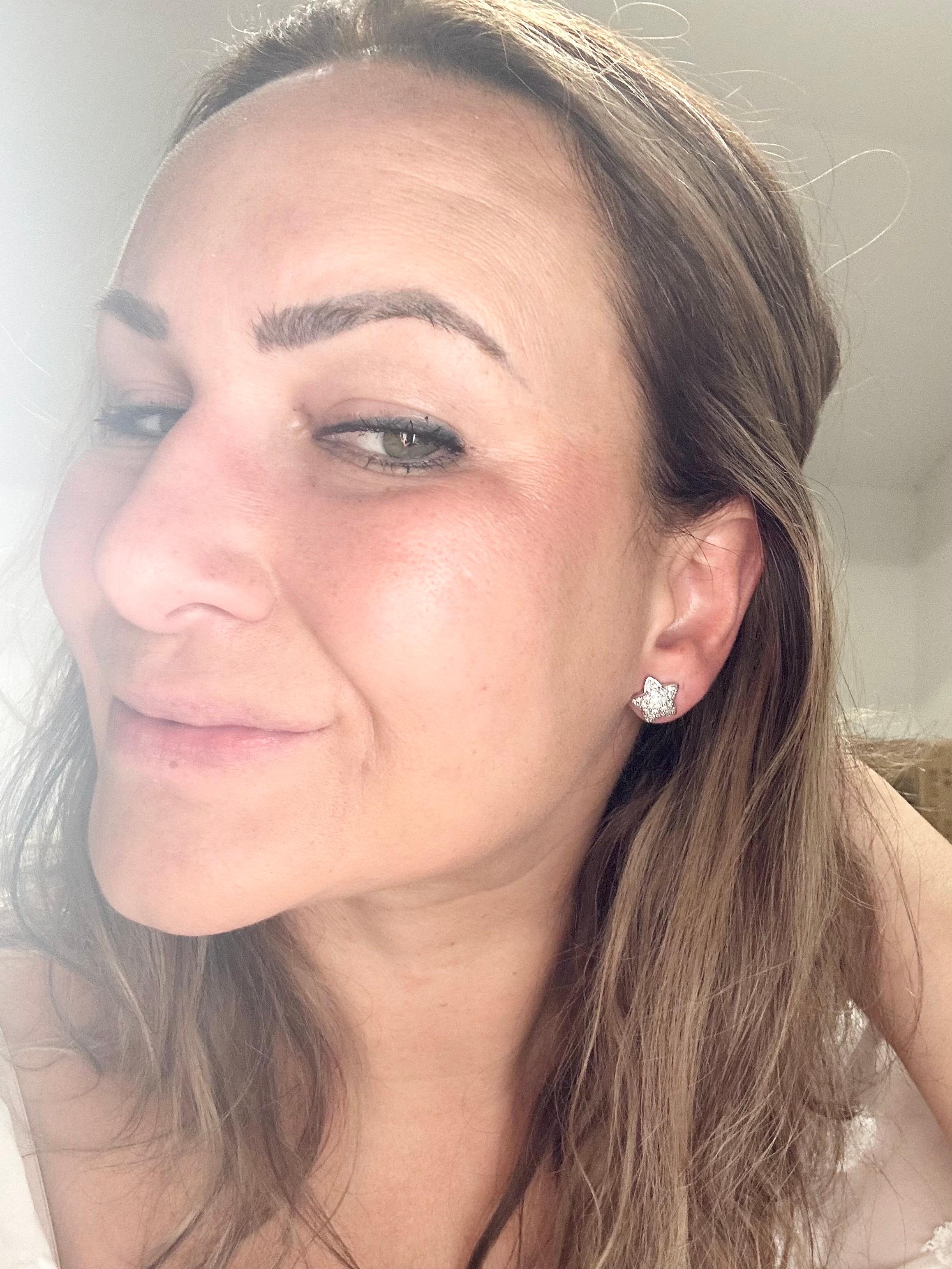 Star earrings studs 18KT diamond star earrings 0.62ct natural diamond earrings For Sale 1