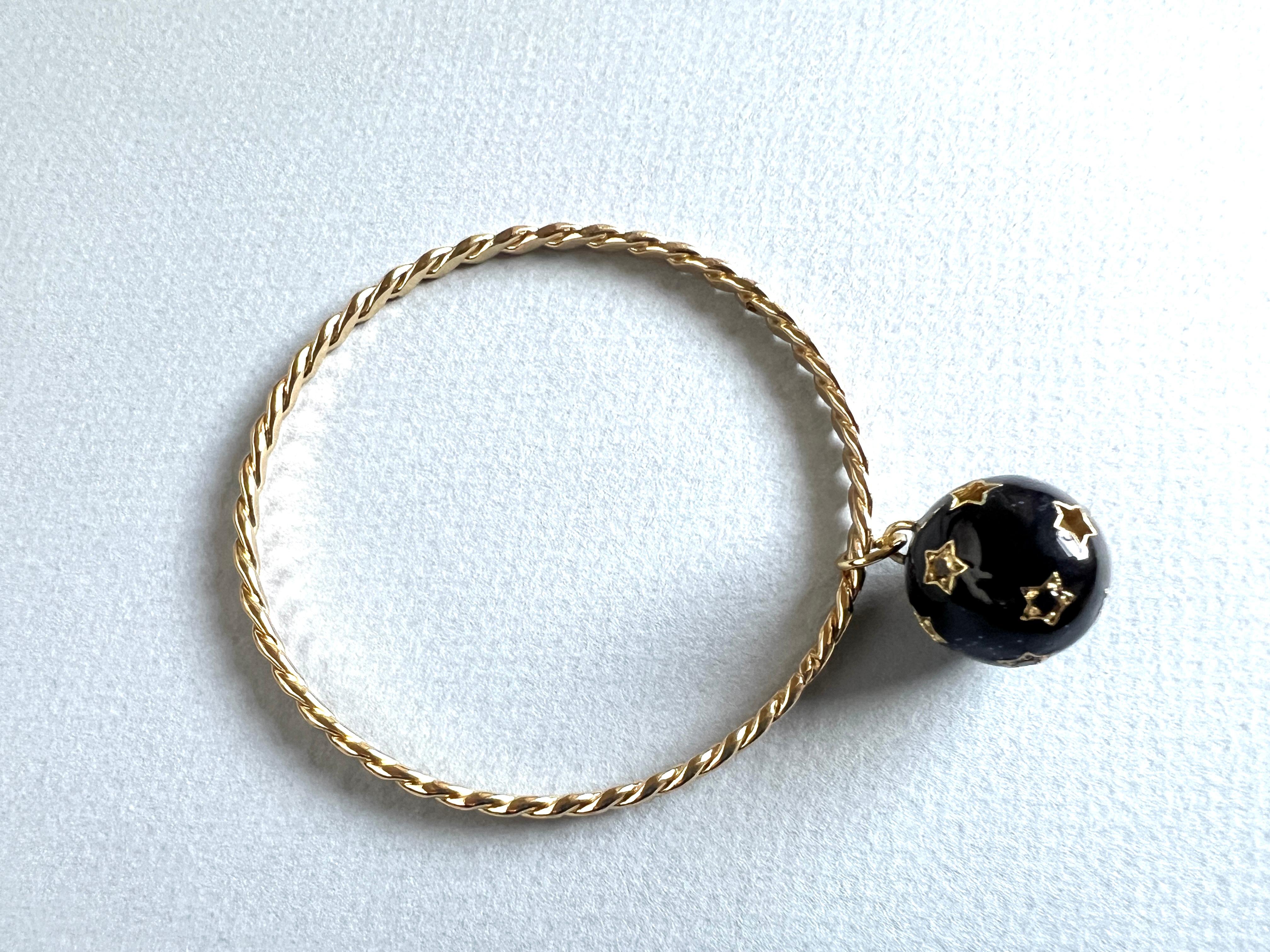 Bracelet à breloques en émail étoilé Diamant blanc Diamant noir en vente 7