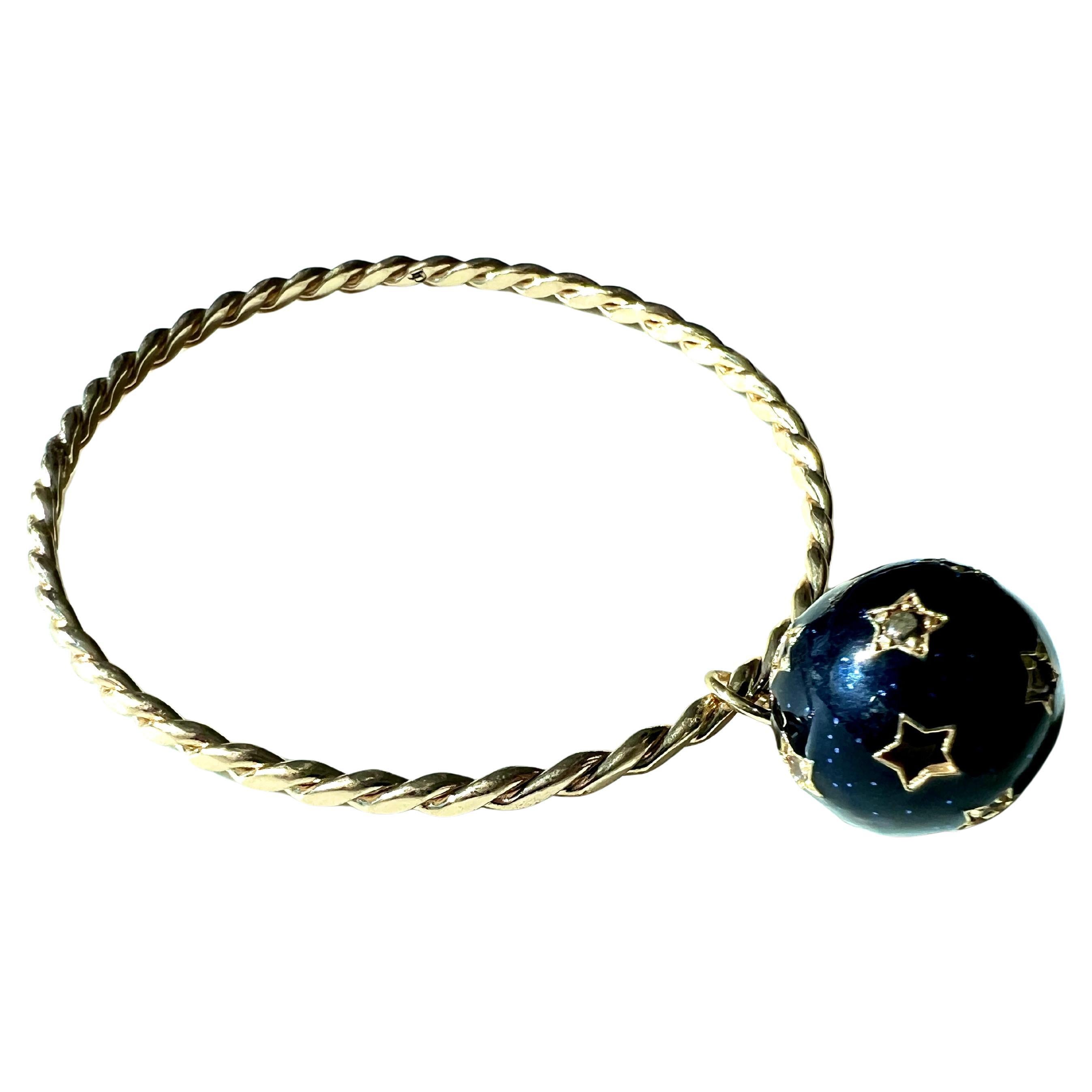 Bracelet à breloques en émail étoilé Diamant blanc Diamant noir en vente 4