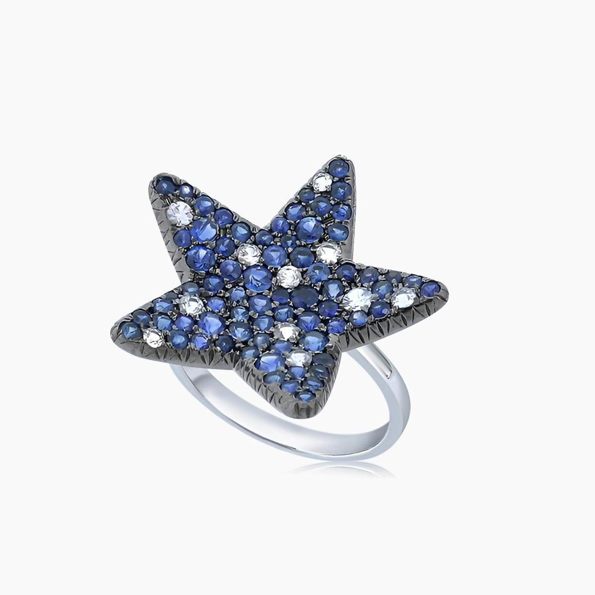 Taglio misto Anello con diamante Star Fish, zaffiro blu e zaffiro azzurro in oro bianco 18 carati in vendita