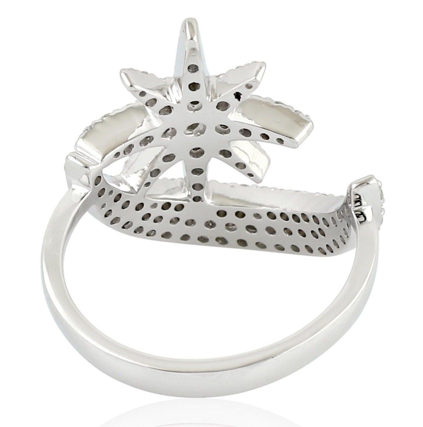 For Sale:  Star Moon Diamond 14 Karat Gold Ring 3