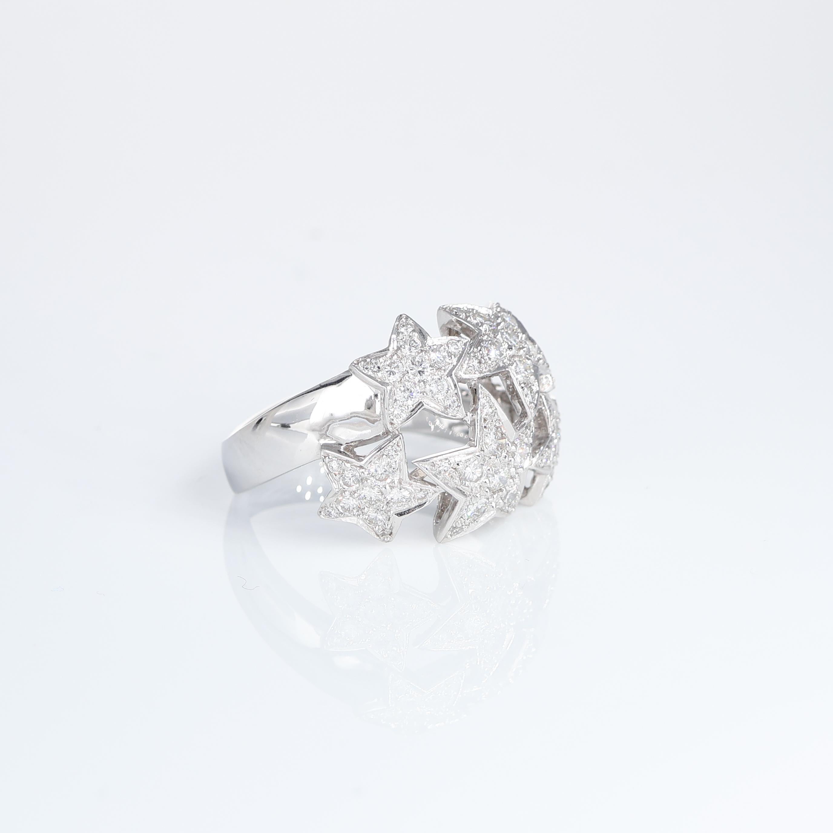 Star Motif Ring White Diamonds 0.99 Carats White Gold In New Condition In Bergamo, BG