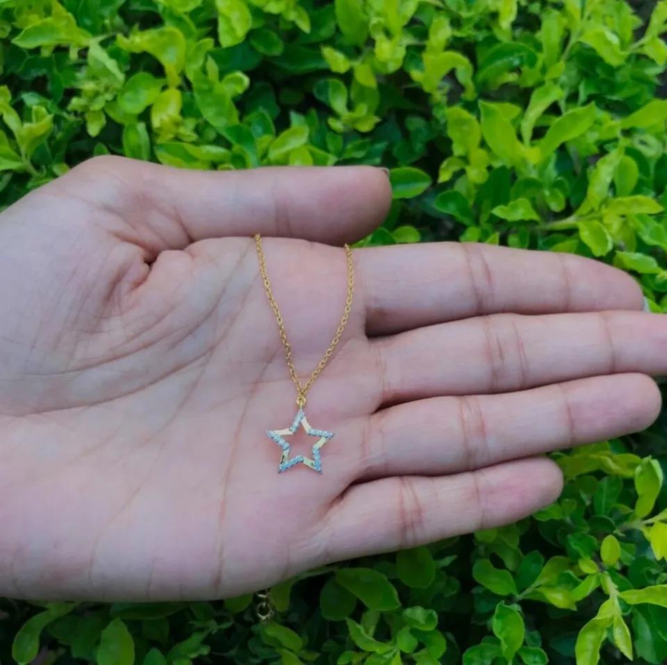Round Cut Star Necklace in 14K Solid Gold Chain Diamond Jewelry Dainty For Sale