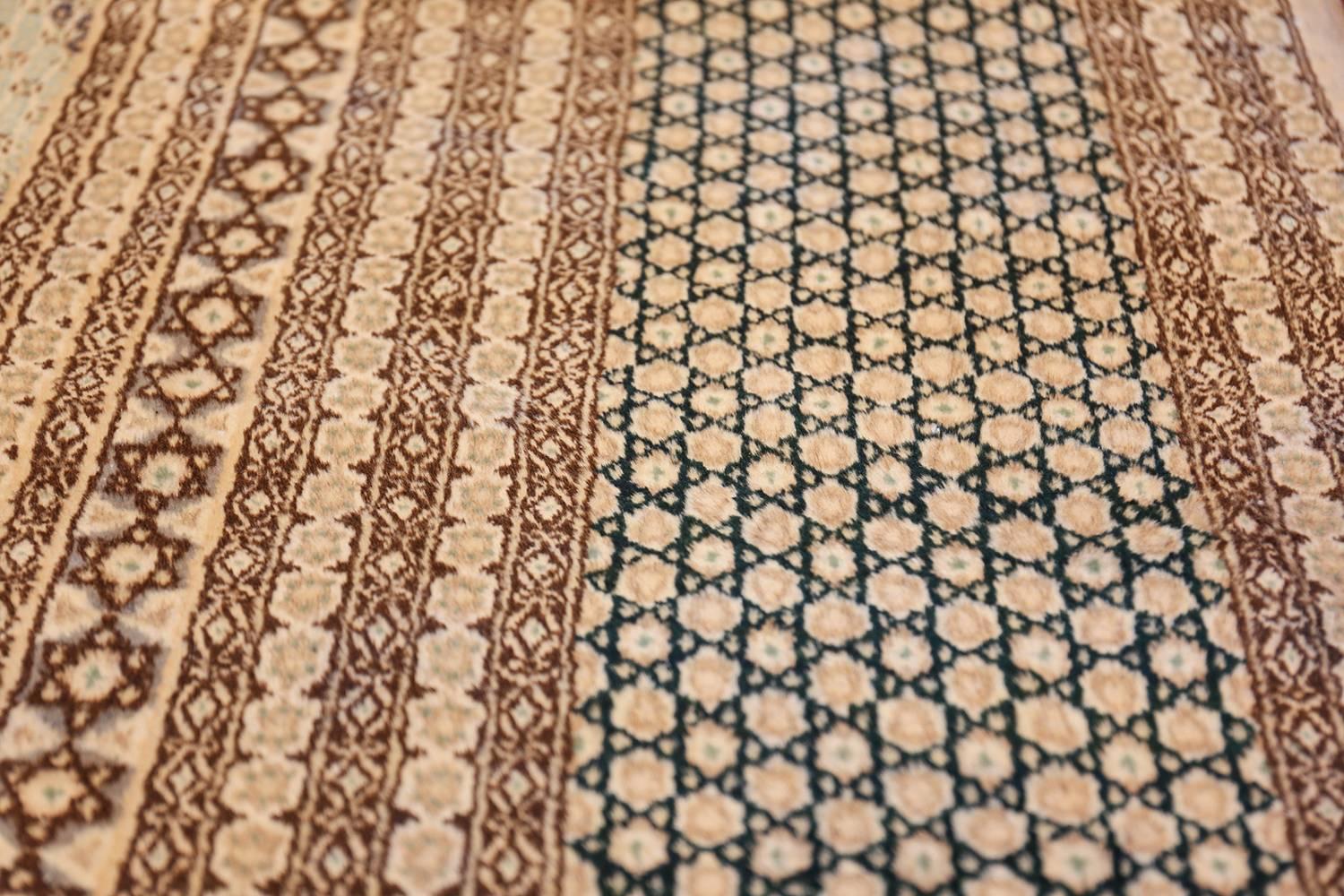 Annodato a mano Tappeto antico persiano Khorassan. Dimensioni: 9 ft 8 in x 13 ft 7 in in vendita