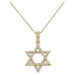 Collier pendentif Étoile de David en or jaune 14 carats avec 27 diamants