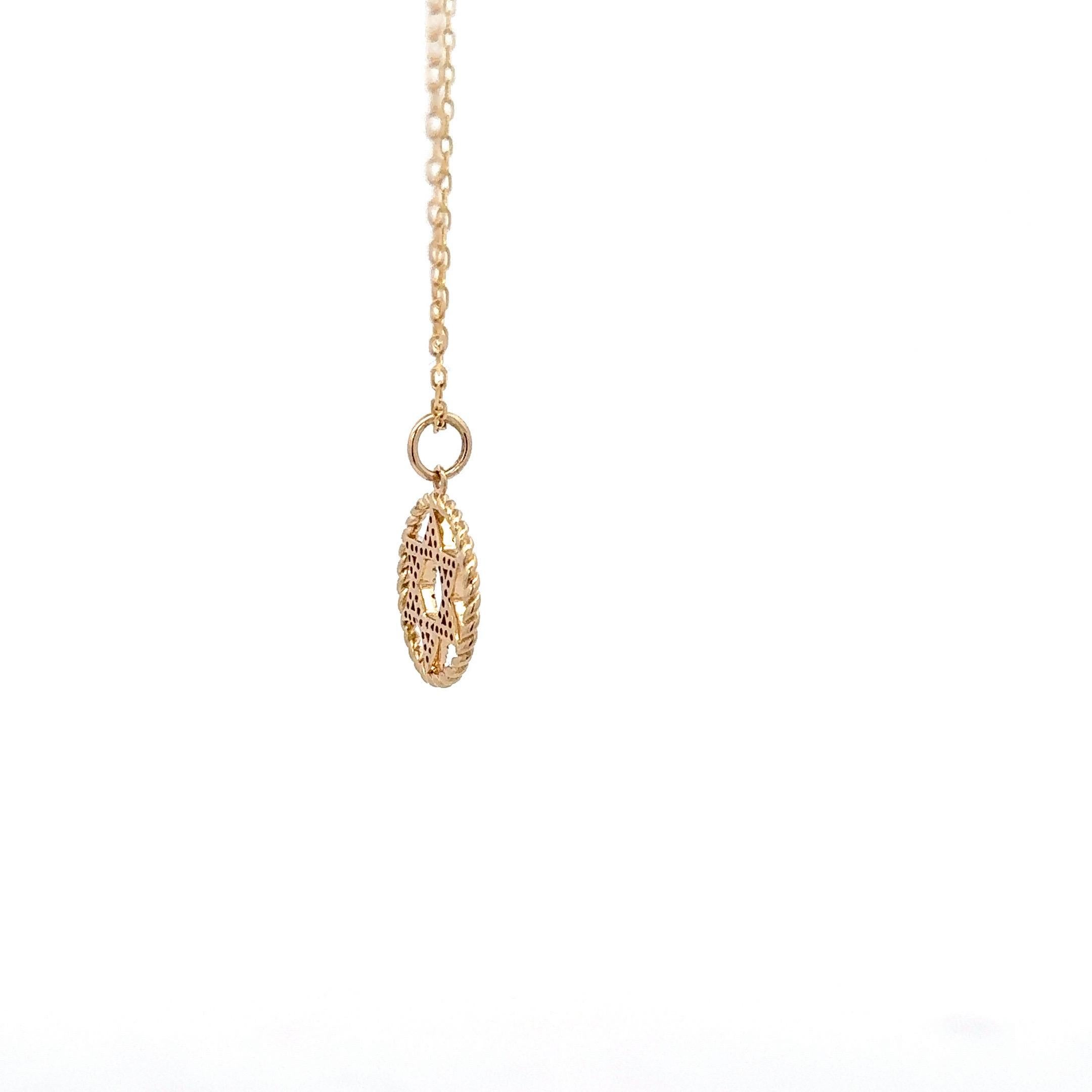 Star of David Diamant-Halskette mit gedrehtem Diamant-Anhänger 0,12 Karat 14 Karat Gelbgold (Zeitgenössisch) im Angebot