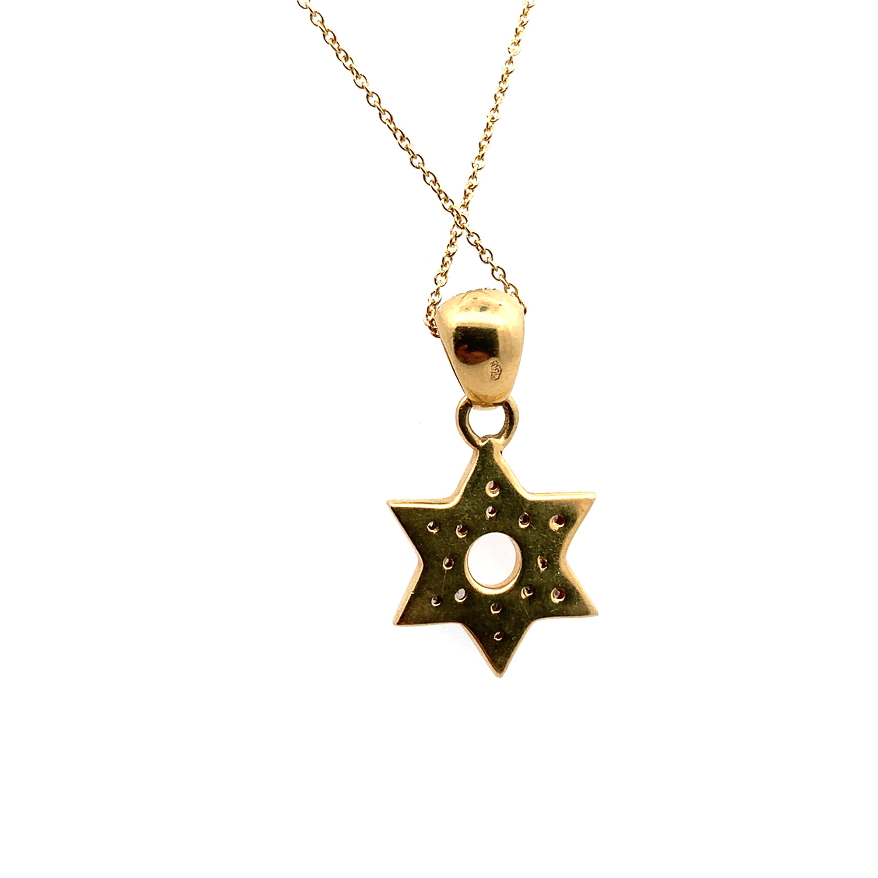 Women's or Men's Star of David Jewish diamond pendant necklace yellow gold For Sale
