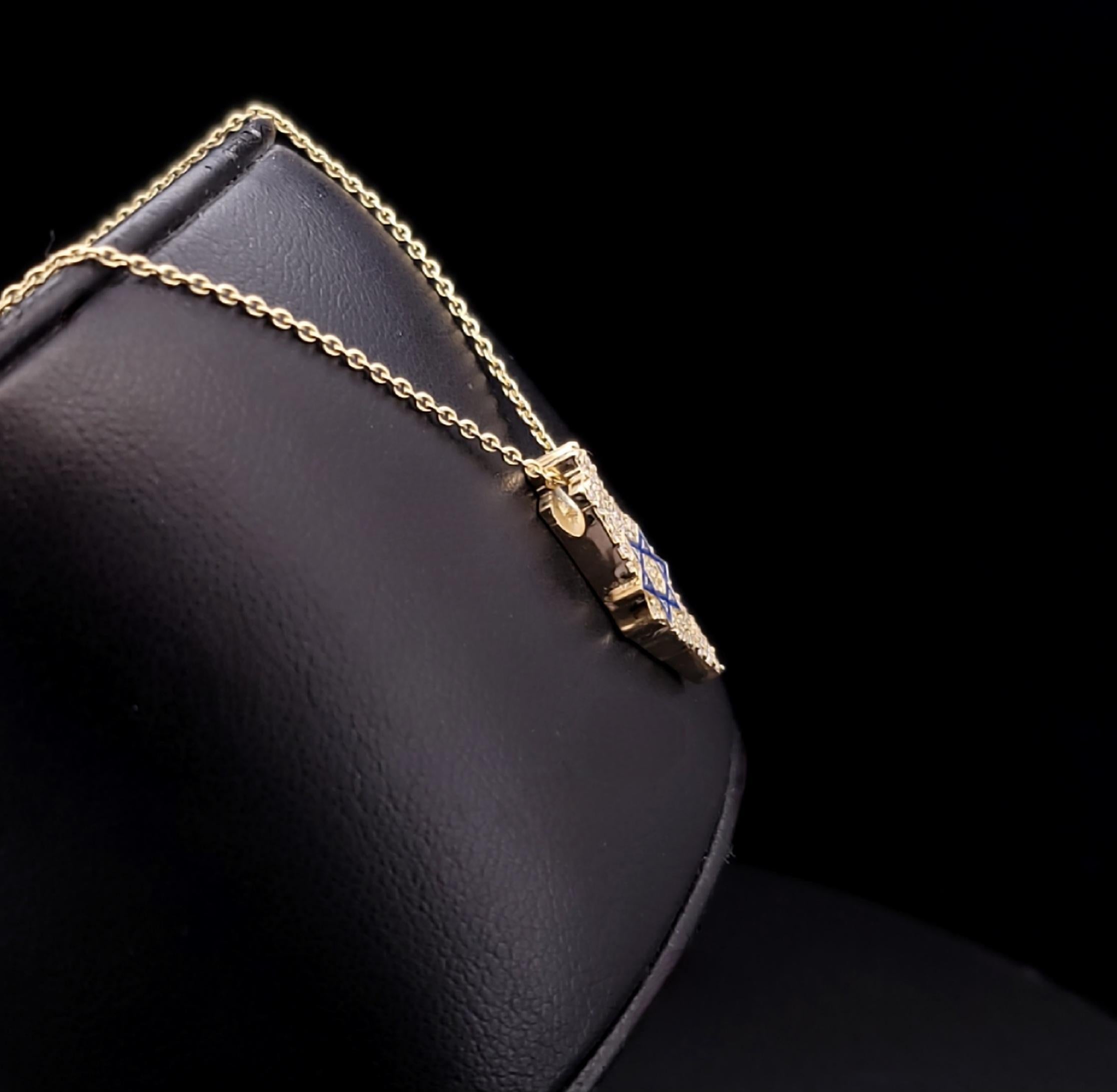 Étoile de David en Israël  Pendentif en or jaune 14 carats avec diamants et émail 18'' Neuf - En vente à New York, NY