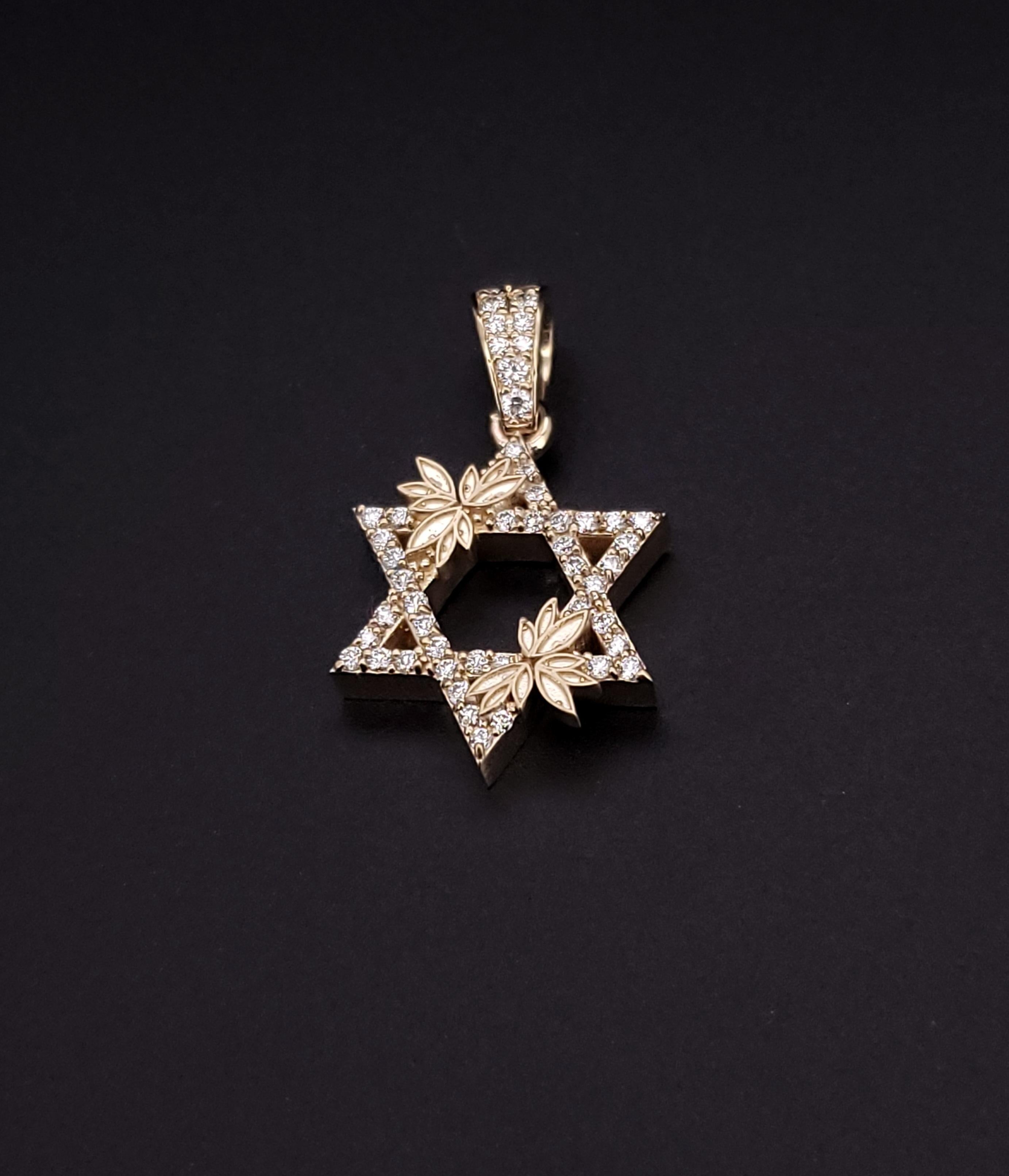 Round Cut Star of David pendant  14K Yellow Gold .75ct  diamonds For Sale