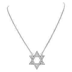 Pendentif « Star of David » serti d'environ 0,75 carat de diamants pavés en 18 carats