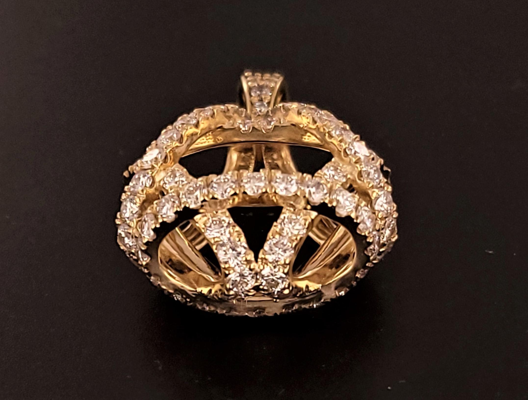 Stella di David.  ciondolo con diamanti In condizioni Nuovo in vendita a New York, NY