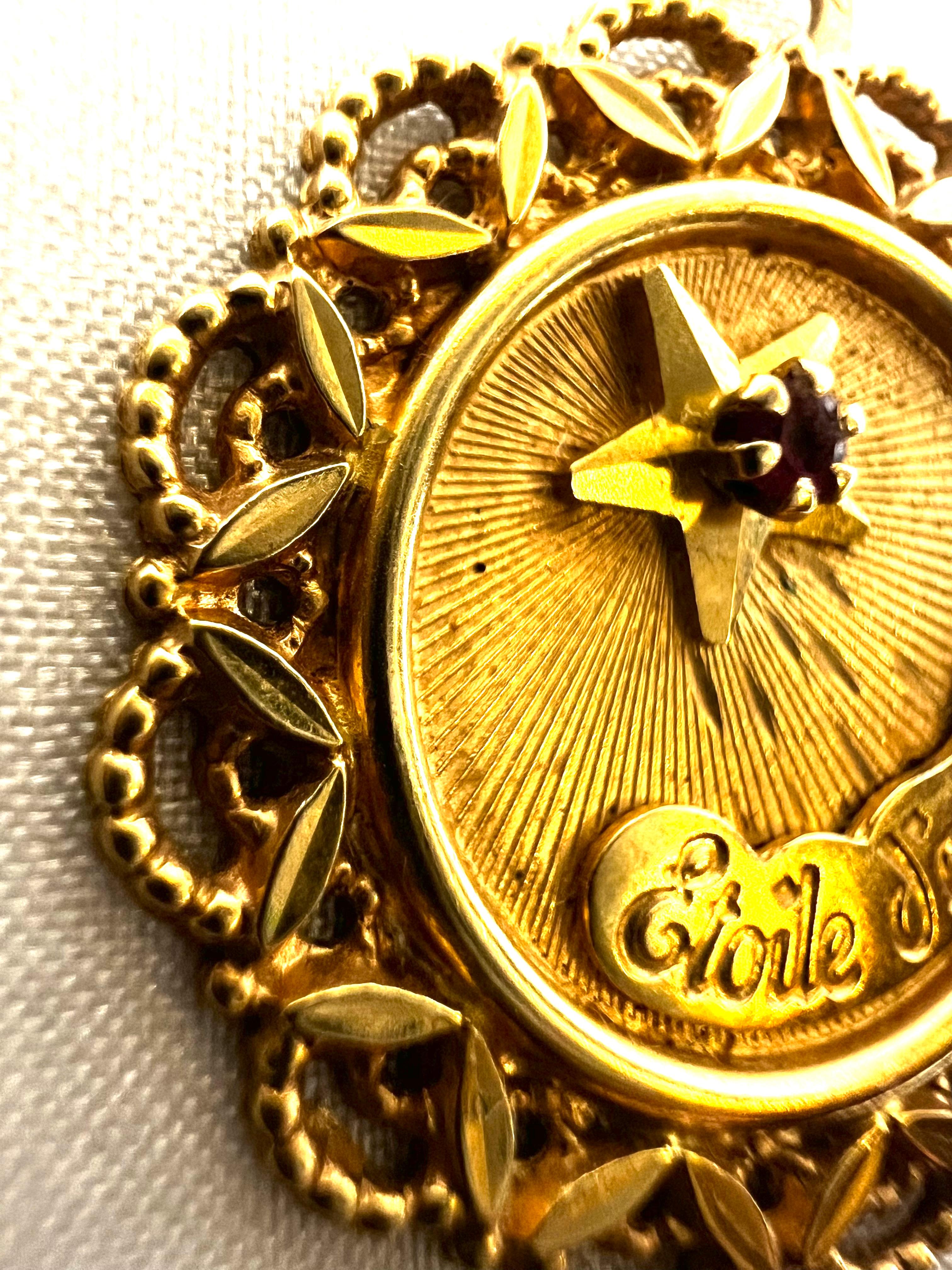 Star of Love Etoile d’Amour 18k Gold Pendant French Vintage Love Token In Good Condition For Sale In Mārupe, LV