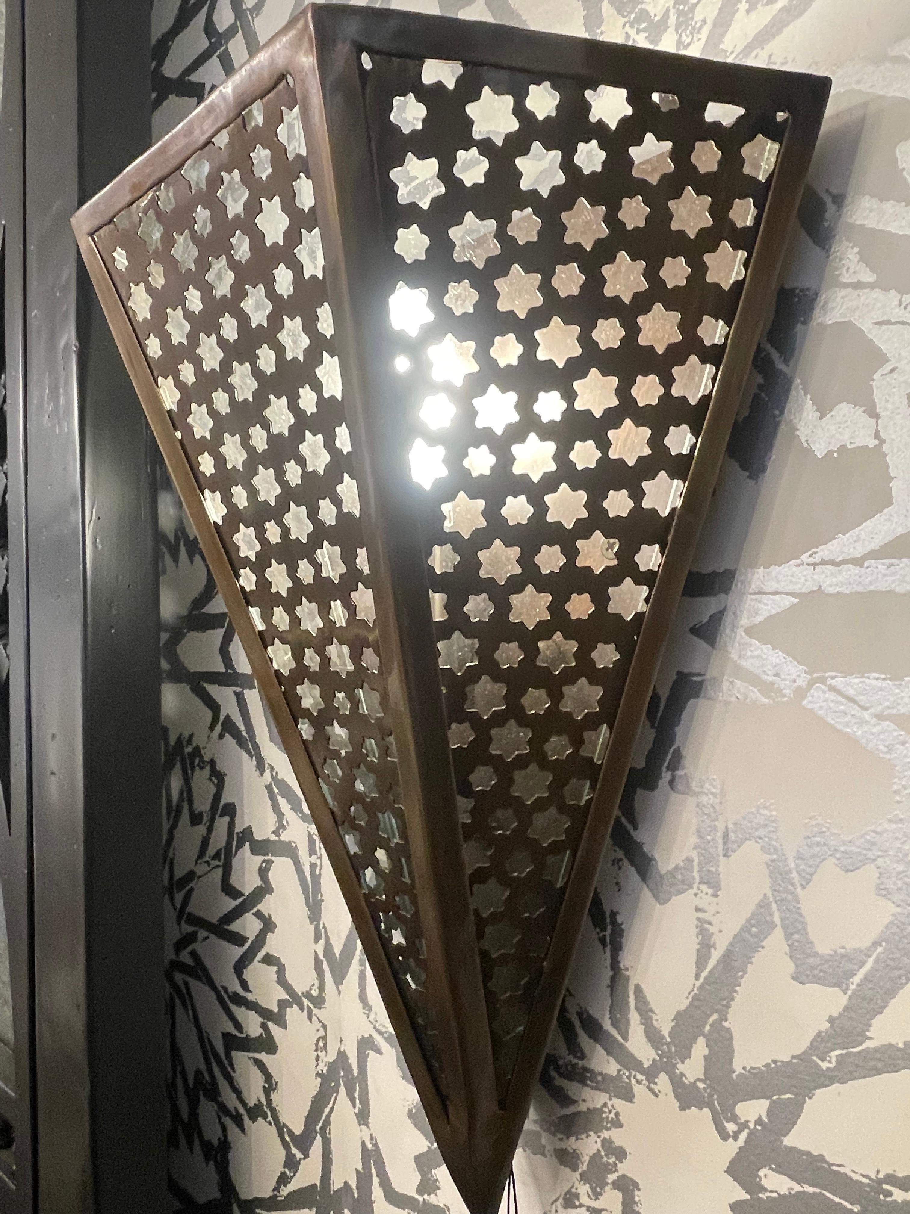 Star of the East One Light Sconce In New Condition For Sale In West Hollywood, CA