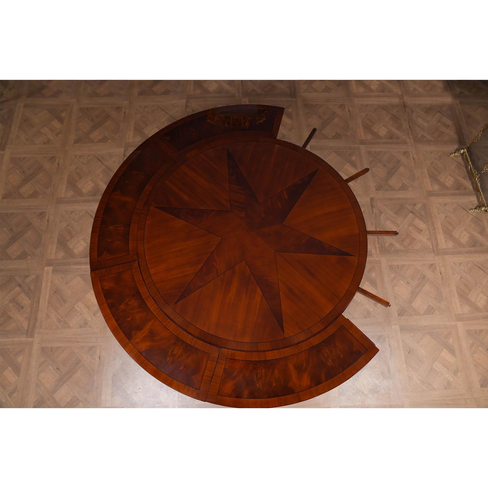Table à manger à périmètre étoilé en vente 3
