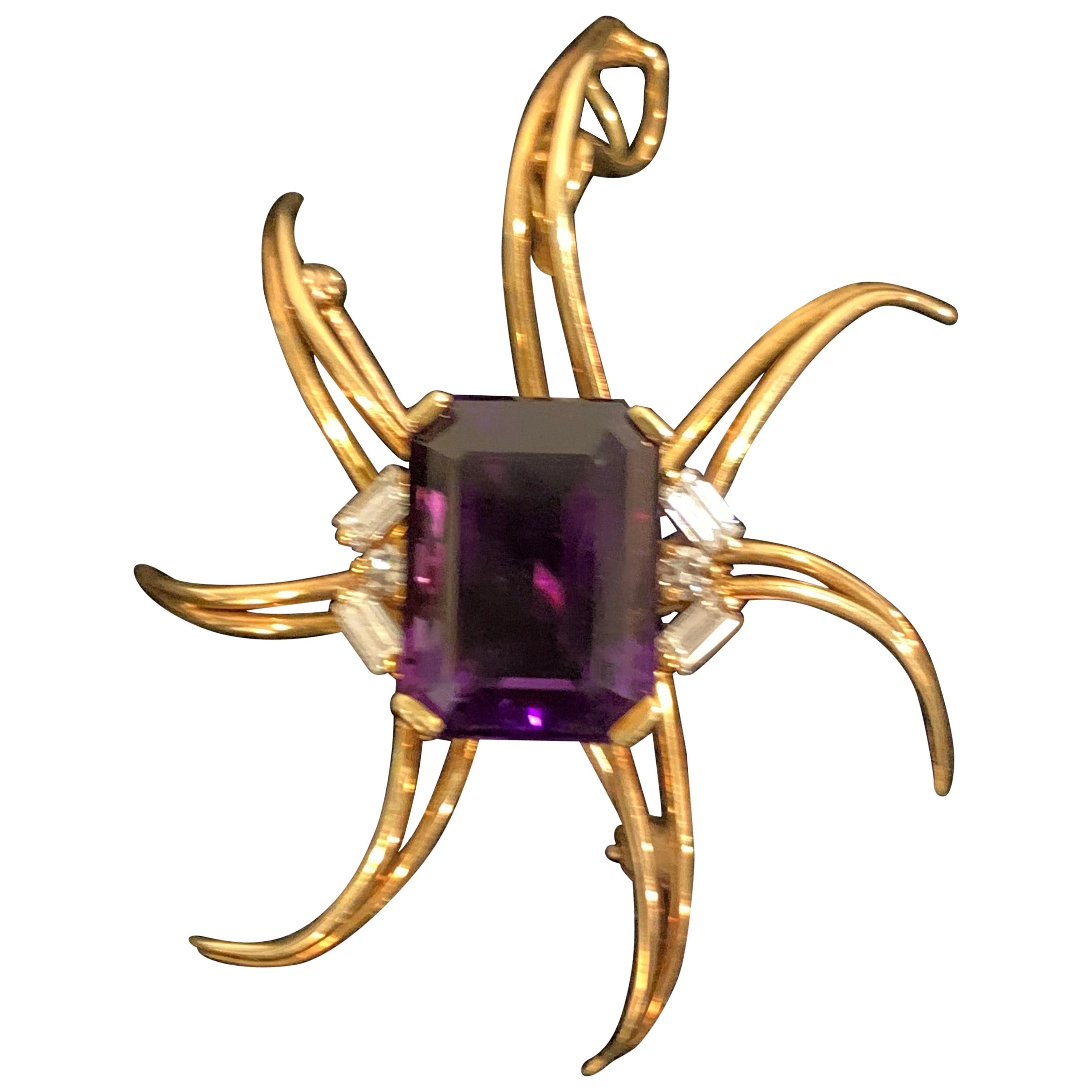 Star Pin or Pendant in 18-Karat Gold with Amethyst and Six Small Diamonds