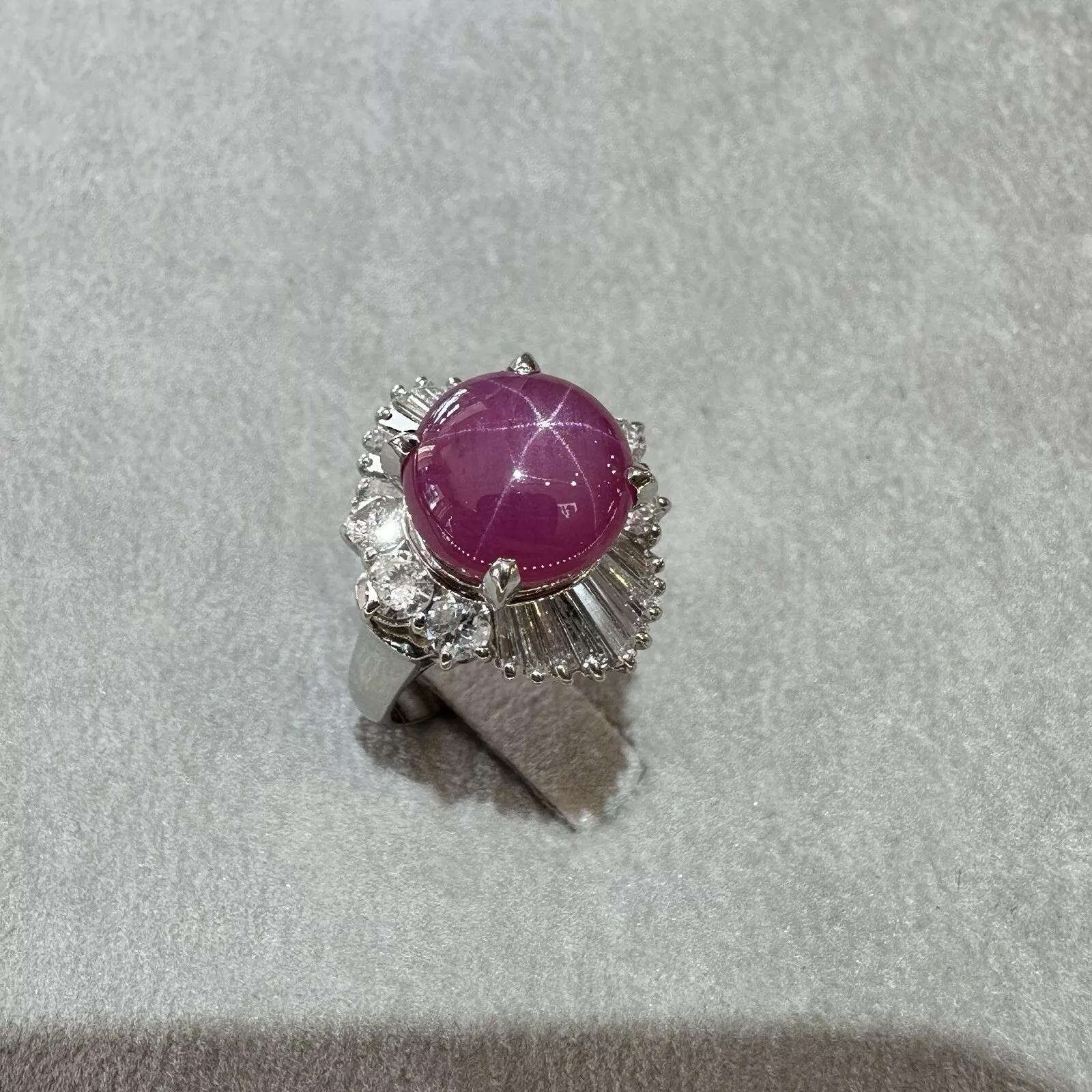 Anillo Bailarina de Rubí Estrella de 8,90 quilates y Diamantes en Platino Cabujón en venta