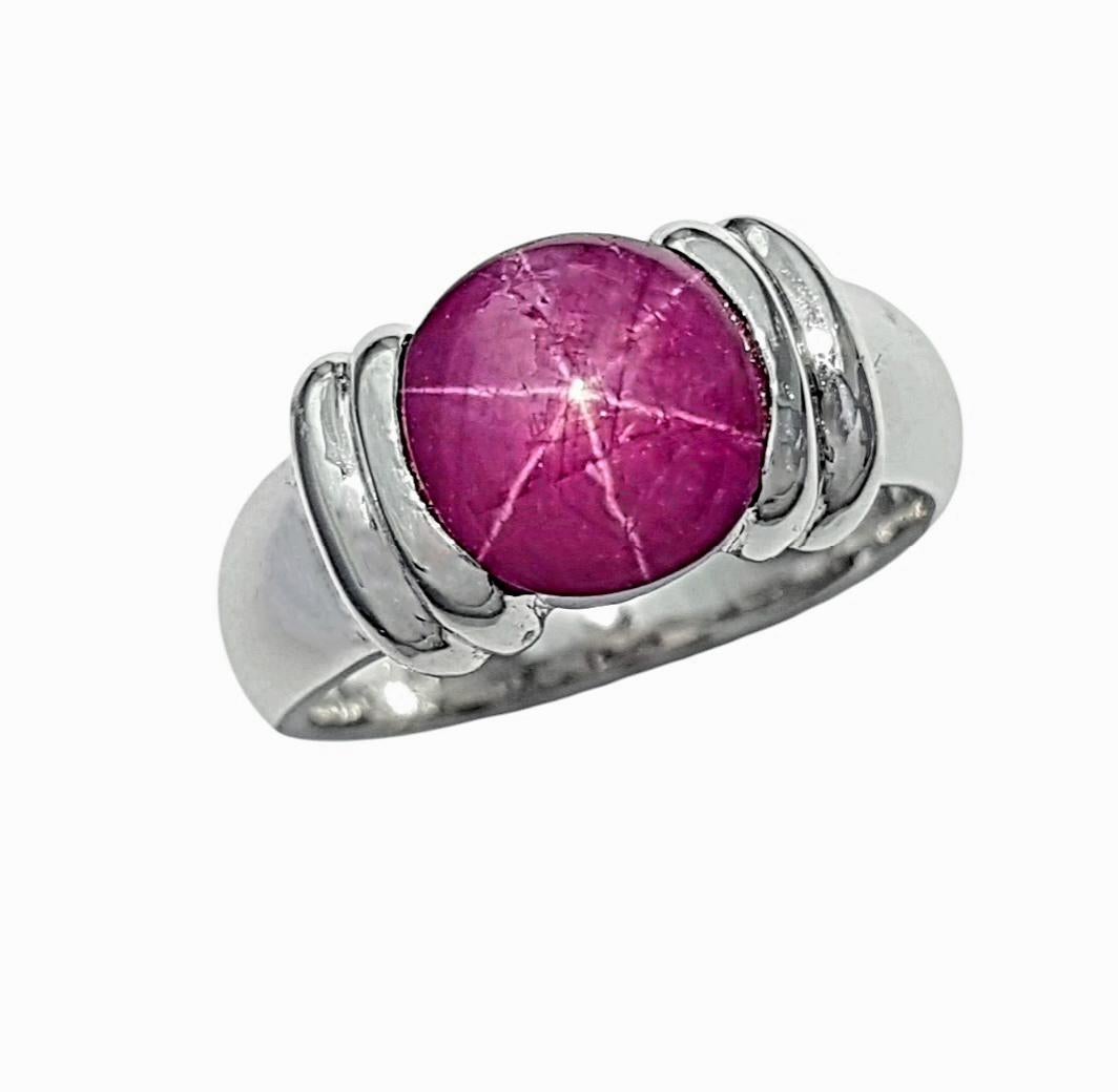 Anillo de rubí estrella engastado en oro blanco de 18 quilates en venta 8